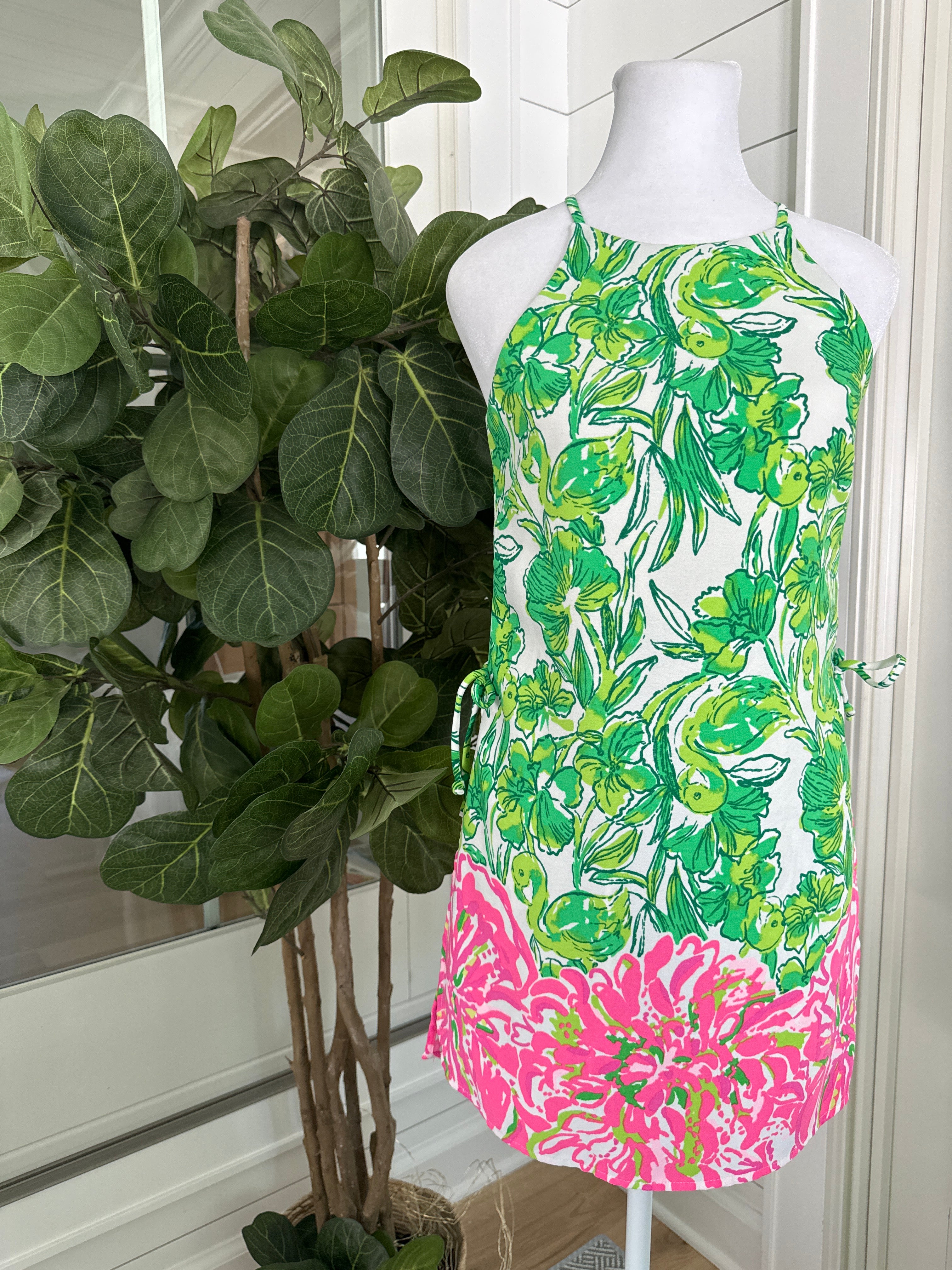 Lilly Pulitzer Flamingo Dress, Green/Pink Womens Size 00 in excellent condition — Recycled Lines, Fairfield CT | Premium Sustainable Consignment
