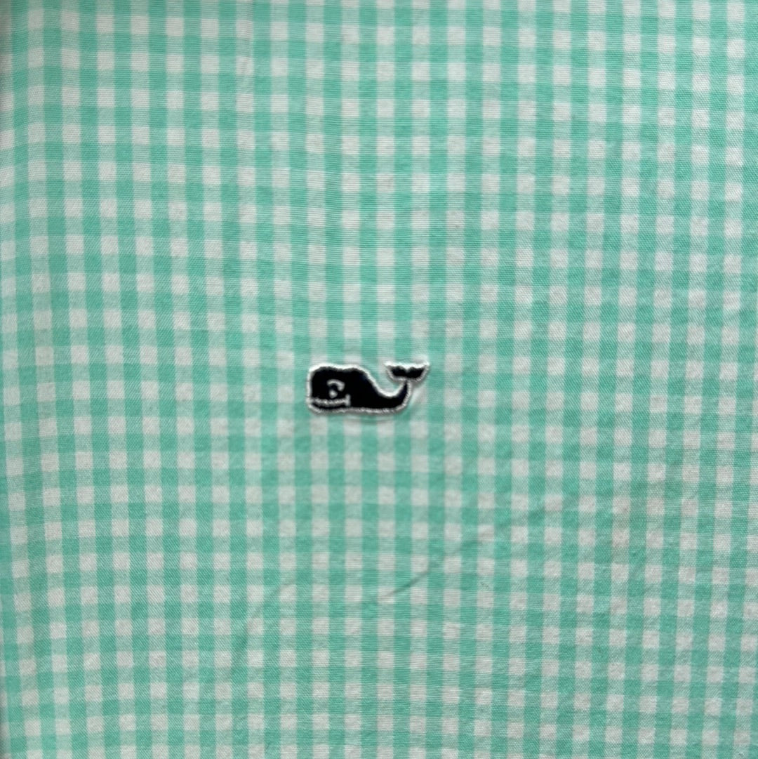 Vineyard Vines Button Down, Mint Boys Size M (12/14) in excellent condition — Recycled Lines, Fairfield CT | Premium Sustainable Consignment