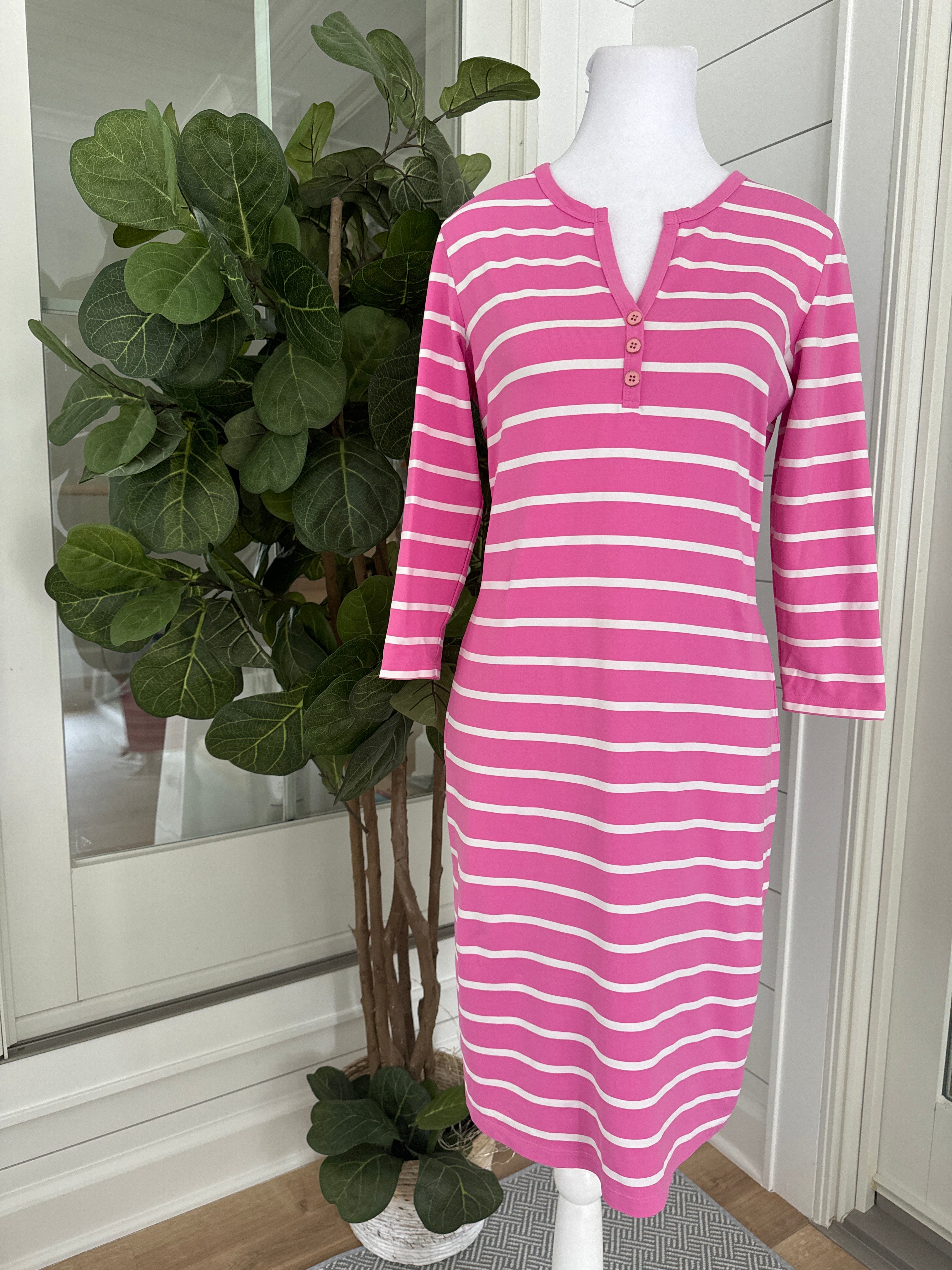 J McLaughlin Dress, Pink Stripe Womens Size S in excellent condition — Recycled Lines, Fairfield CT | Premium Sustainable Consignment