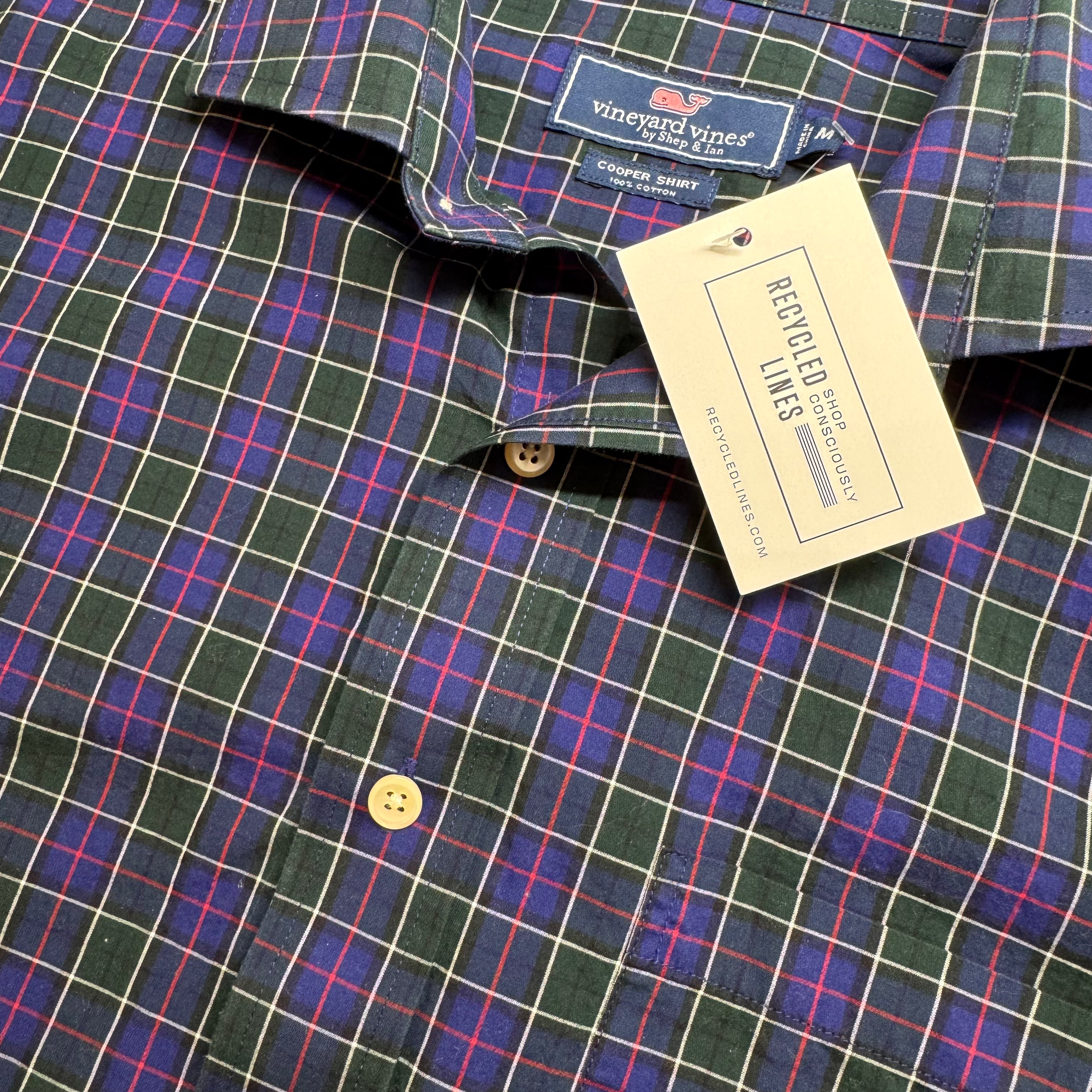 Vineyard Vines Button Down, Blue/Green Mens Size M in excellent condition — Recycled Lines, Fairfield CT | Premium Sustainable Consignment