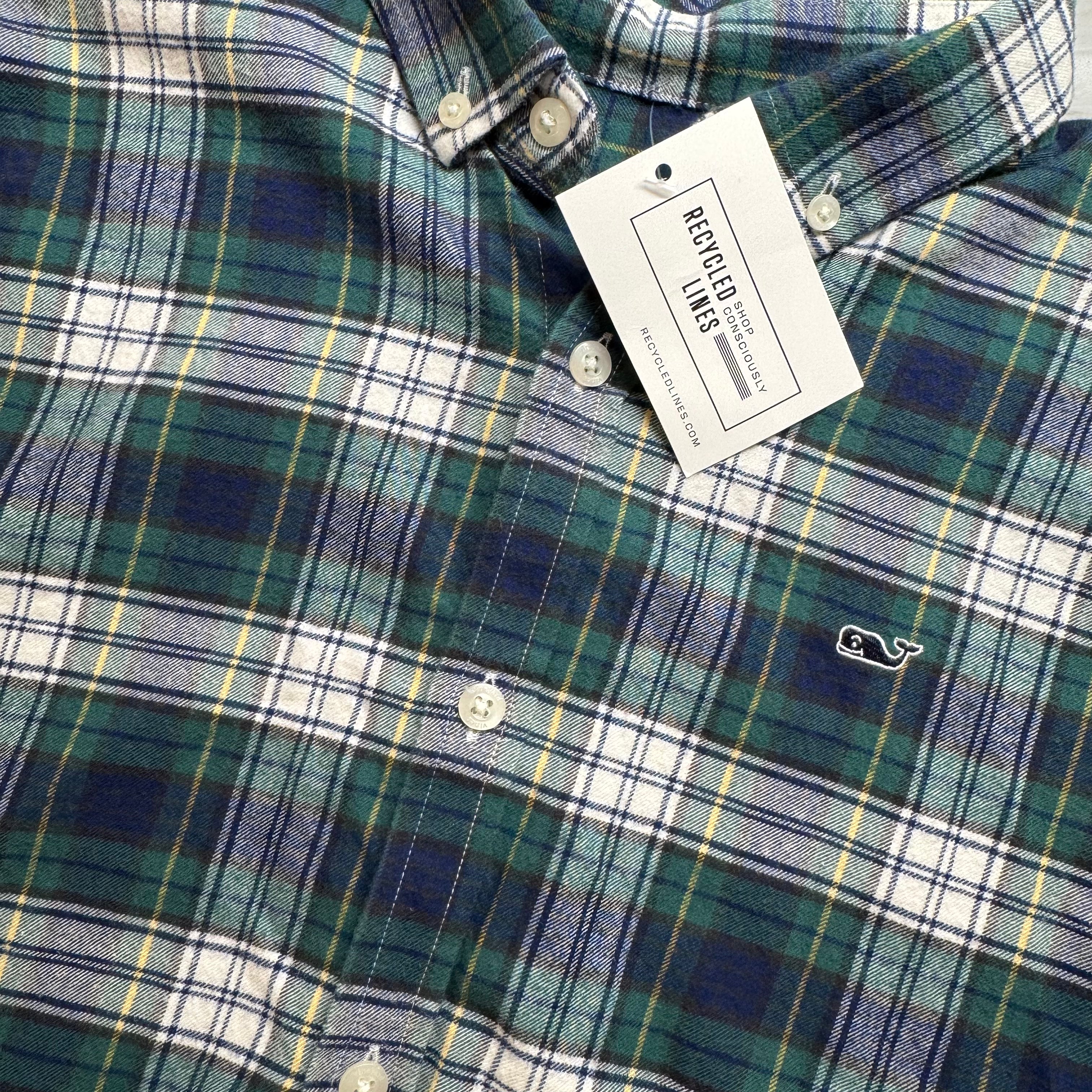 Vineyard Vines Flannel Button Down, Navy/Green Boys Size L (16) in excellent condition — Recycled Lines, Fairfield CT | Premium Sustainable Consignment