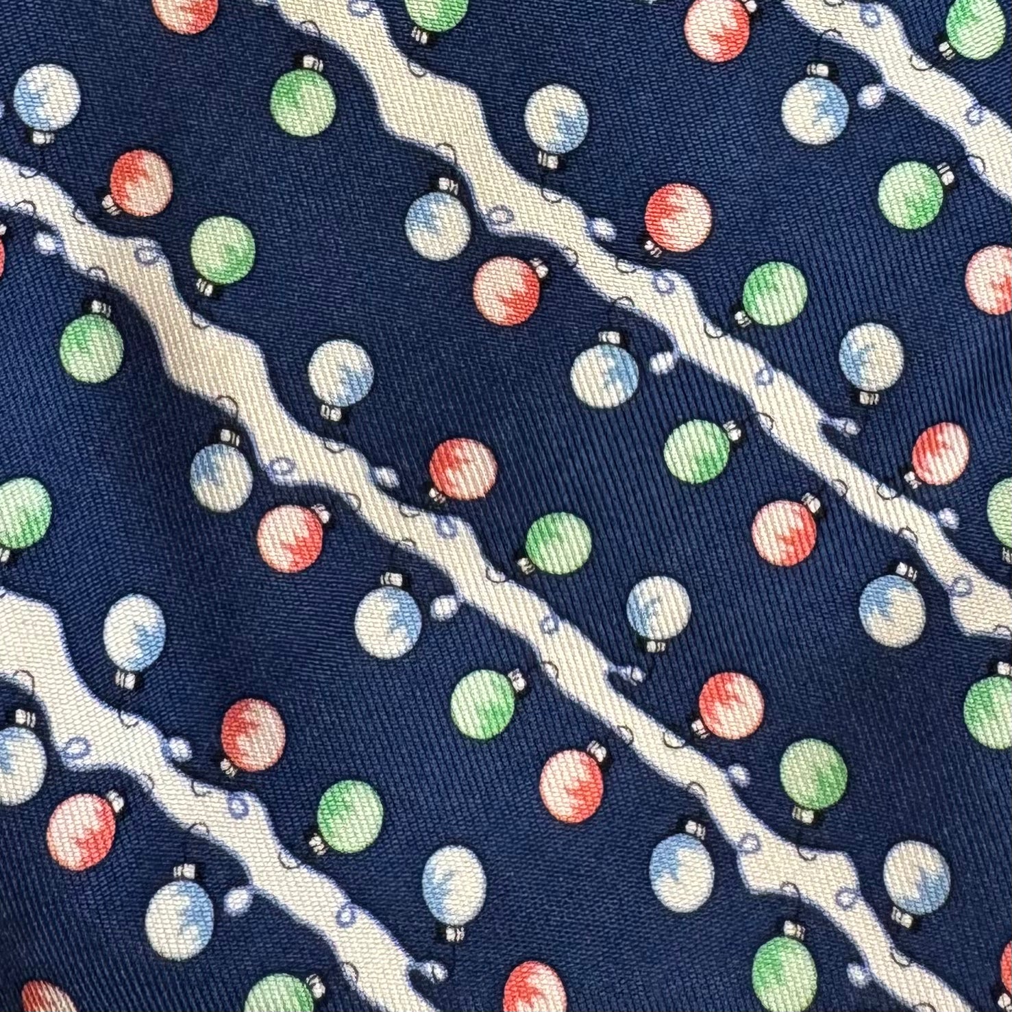 Vineyard Vines Ornament Tie, Navy Mens in excellent condition — Recycled Lines, Fairfield CT | Premium Sustainable Consignment