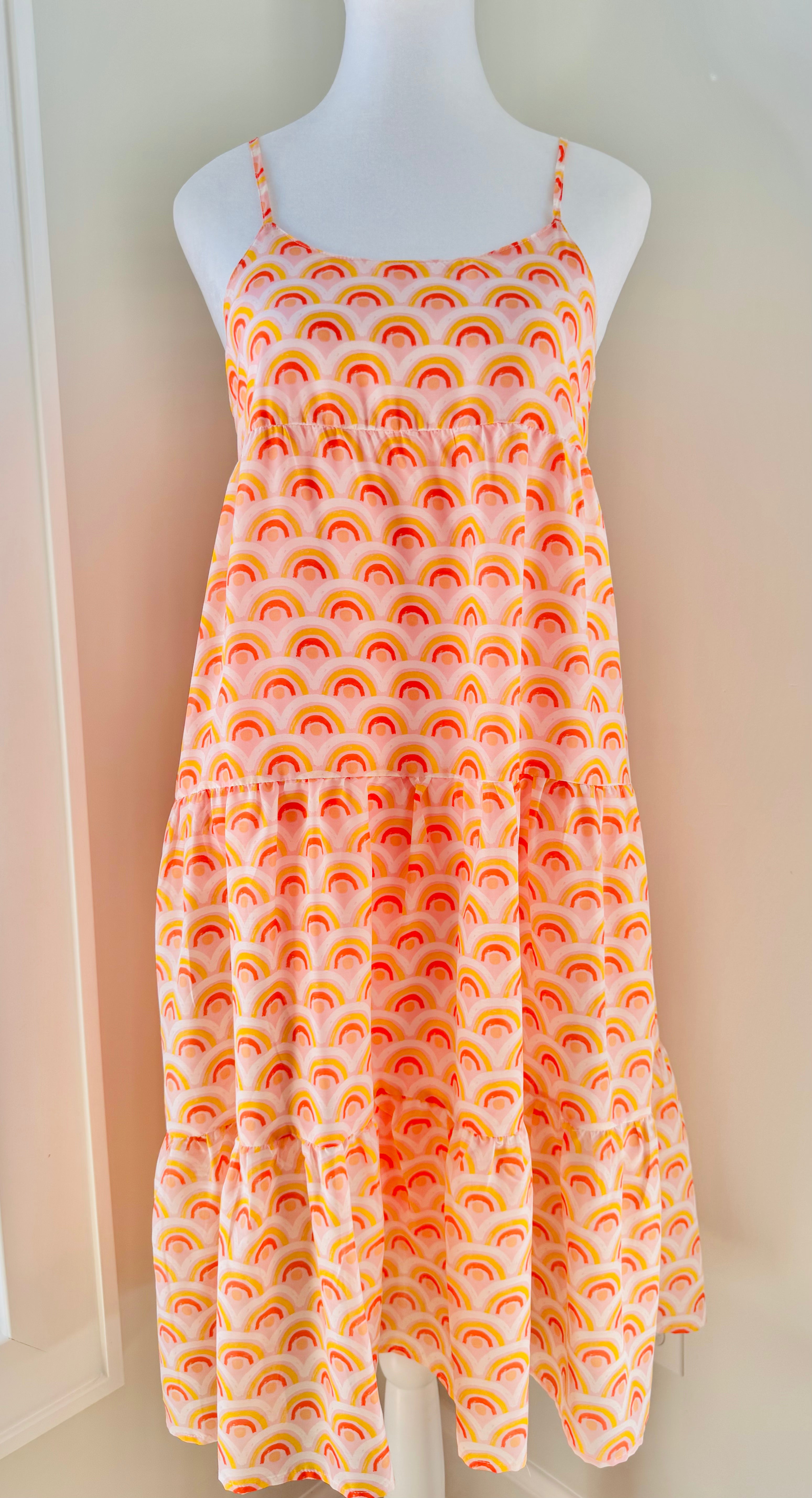 J. Marie Tiered Maxi Dress, Pink/Peach Womens Size XS in excellent condition — Recycled Lines, Fairfield CT | Premium Sustainable Consignment