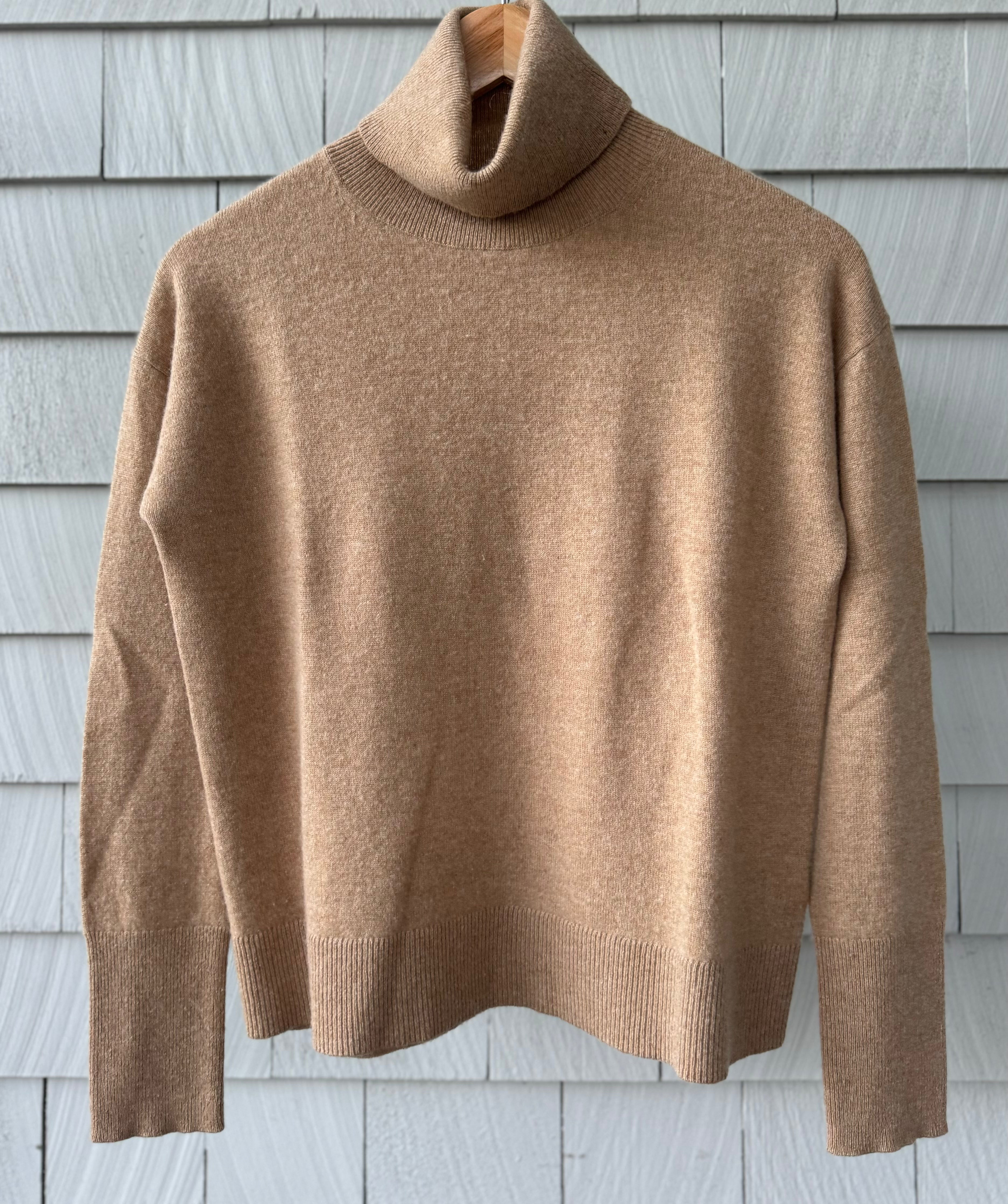 J.Crew Cashmere Sweater, Camel Womens Size XS in excellent condition — Recycled Lines, Fairfield CT | Premium Sustainable Consignment