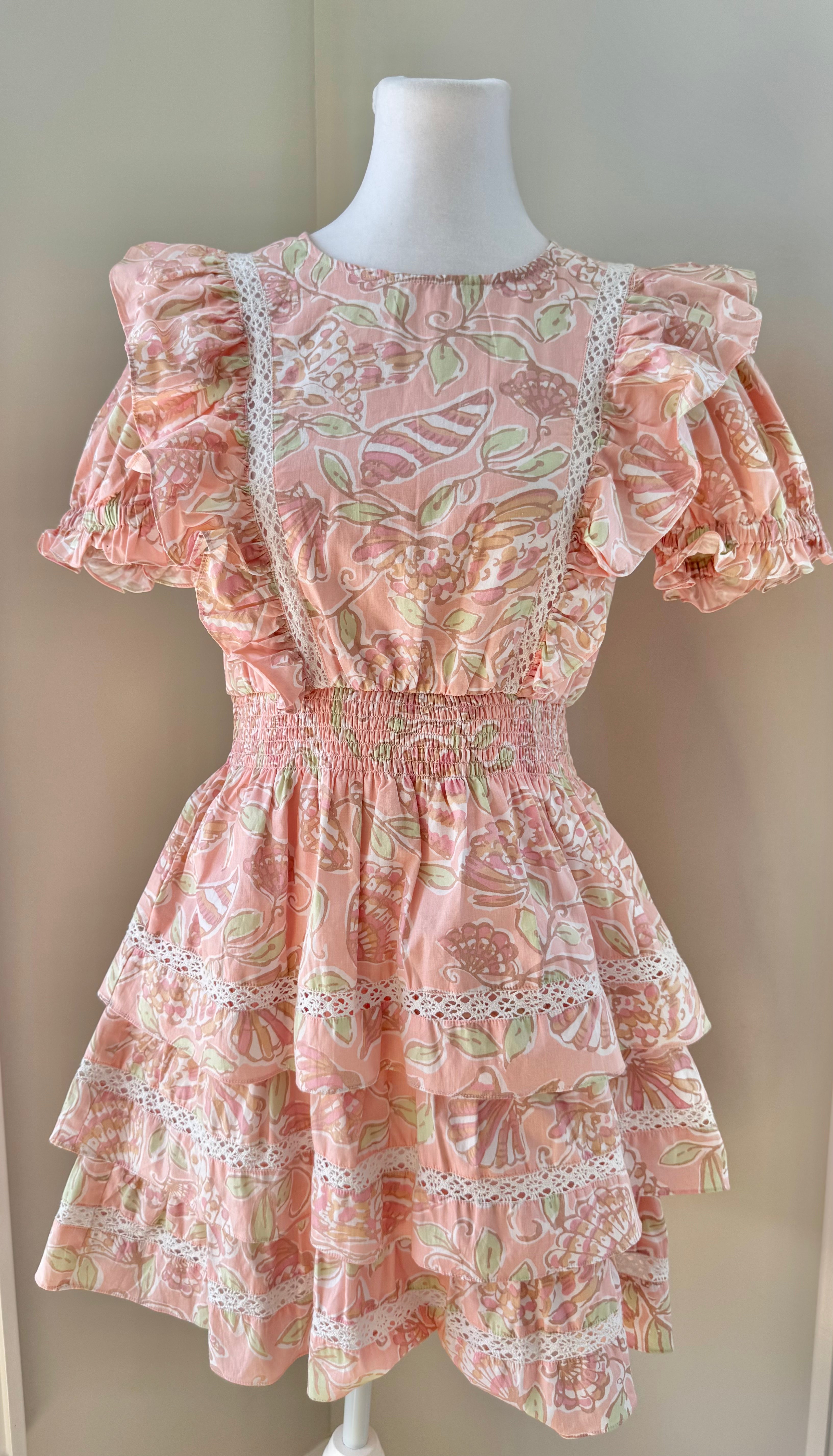 Sail to Sable Ruffle Dress, Peach Womens Size XS in excellent condition — Recycled Lines, Fairfield CT | Premium Sustainable Consignment