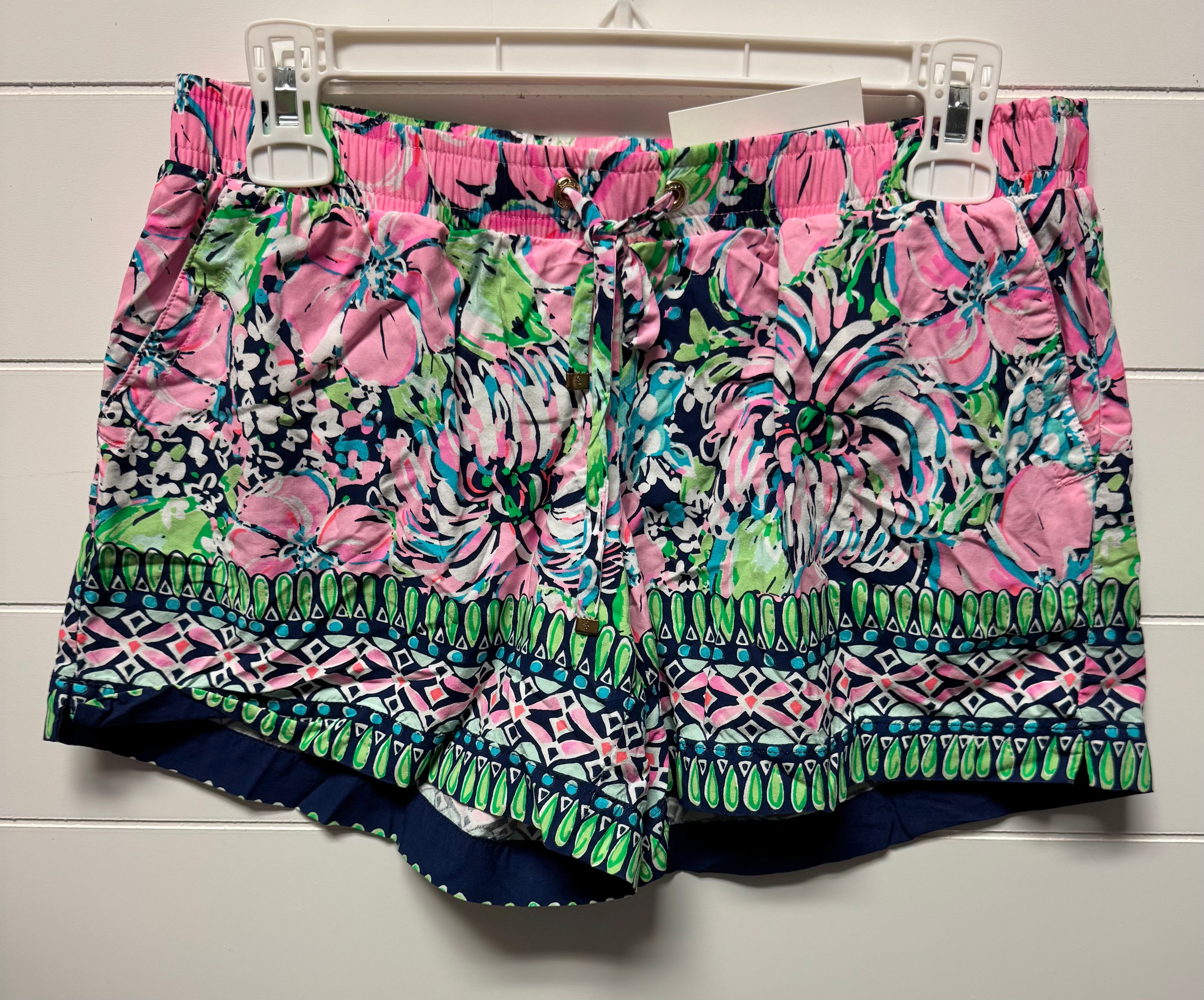 Lilly Pulitzer Floral Shorts, Pink/Navy Womens Size XS/S? in excellent condition — Recycled Lines, Fairfield CT | Premium Sustainable Consignment