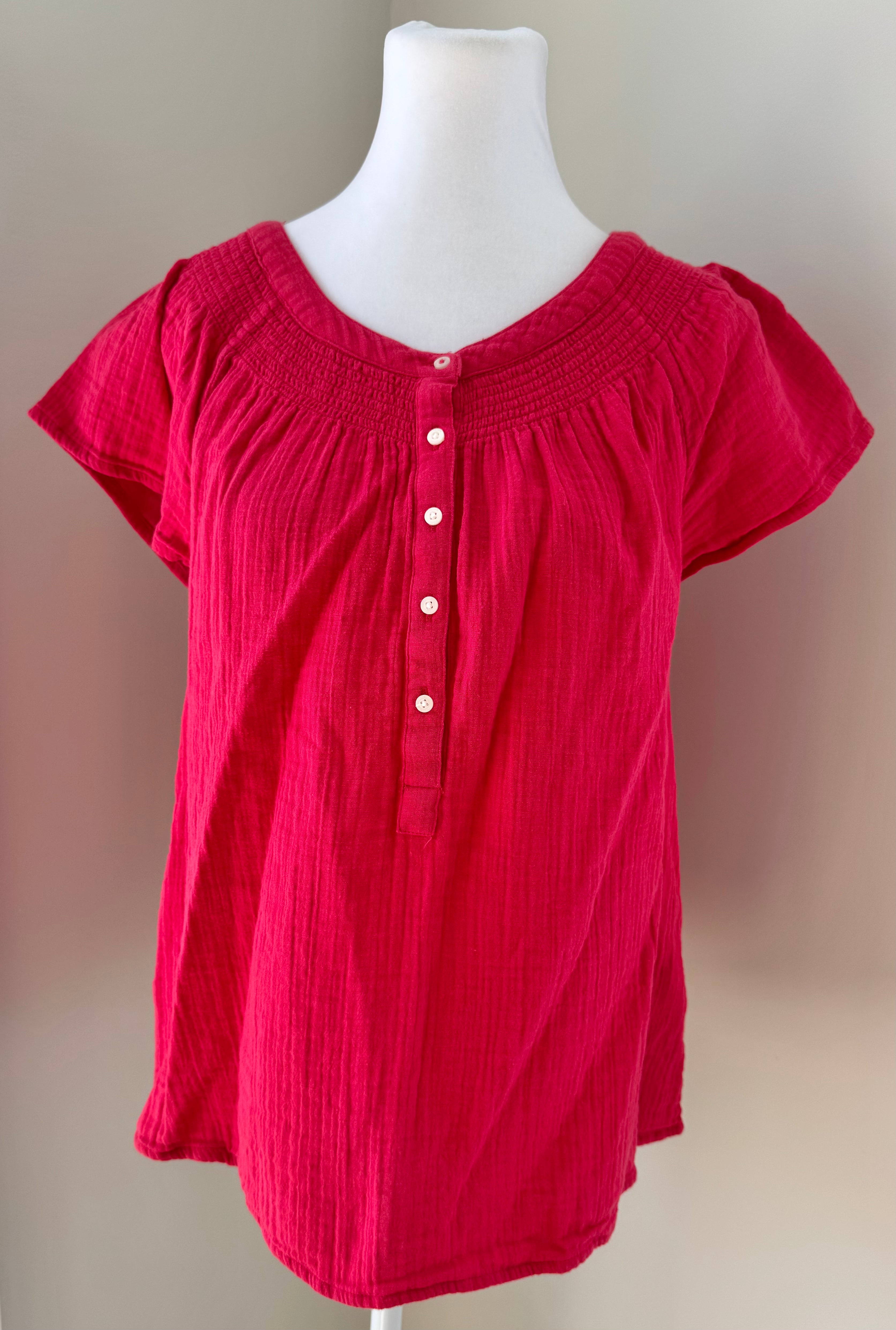 Vineyard Vines Gauze Blouse, Red Womens Size M in excellent condition — Recycled Lines, Fairfield CT | Premium Sustainable Consignment