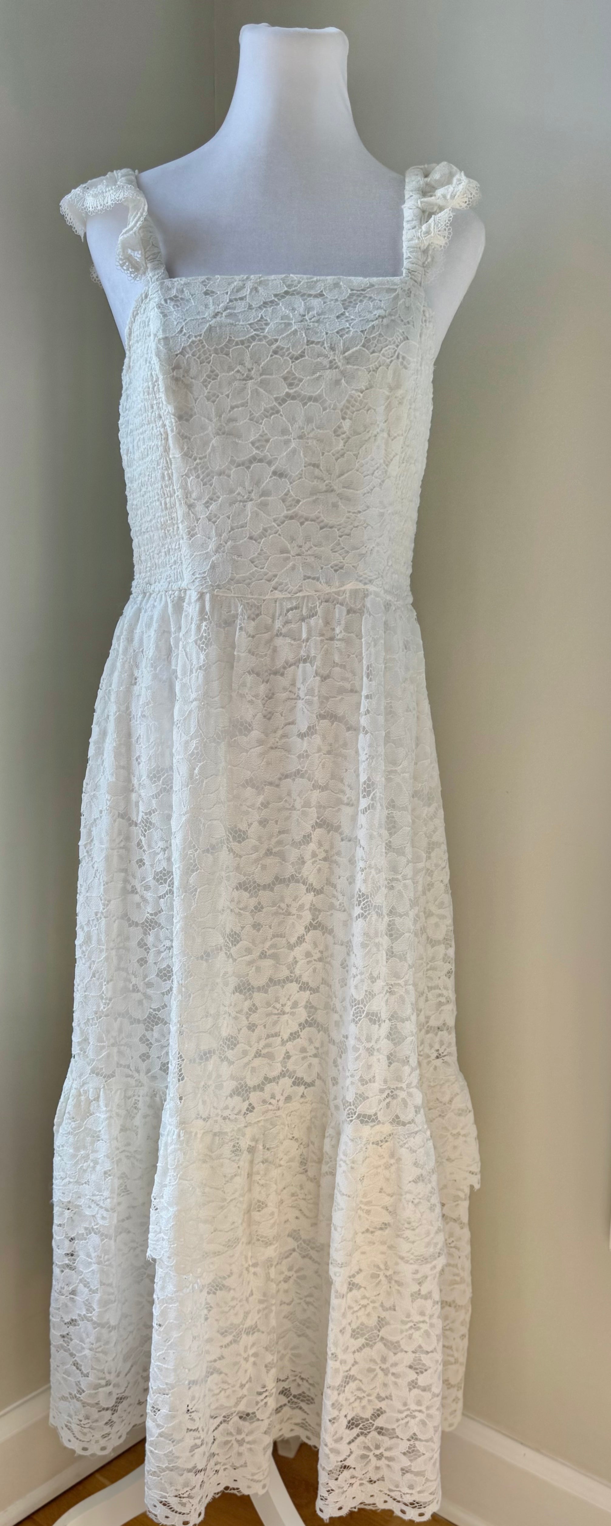 Draper James NWT Lace Sundress, White Womens Size M in new with tags — Recycled Lines, Fairfield CT | Premium Sustainable Consignment