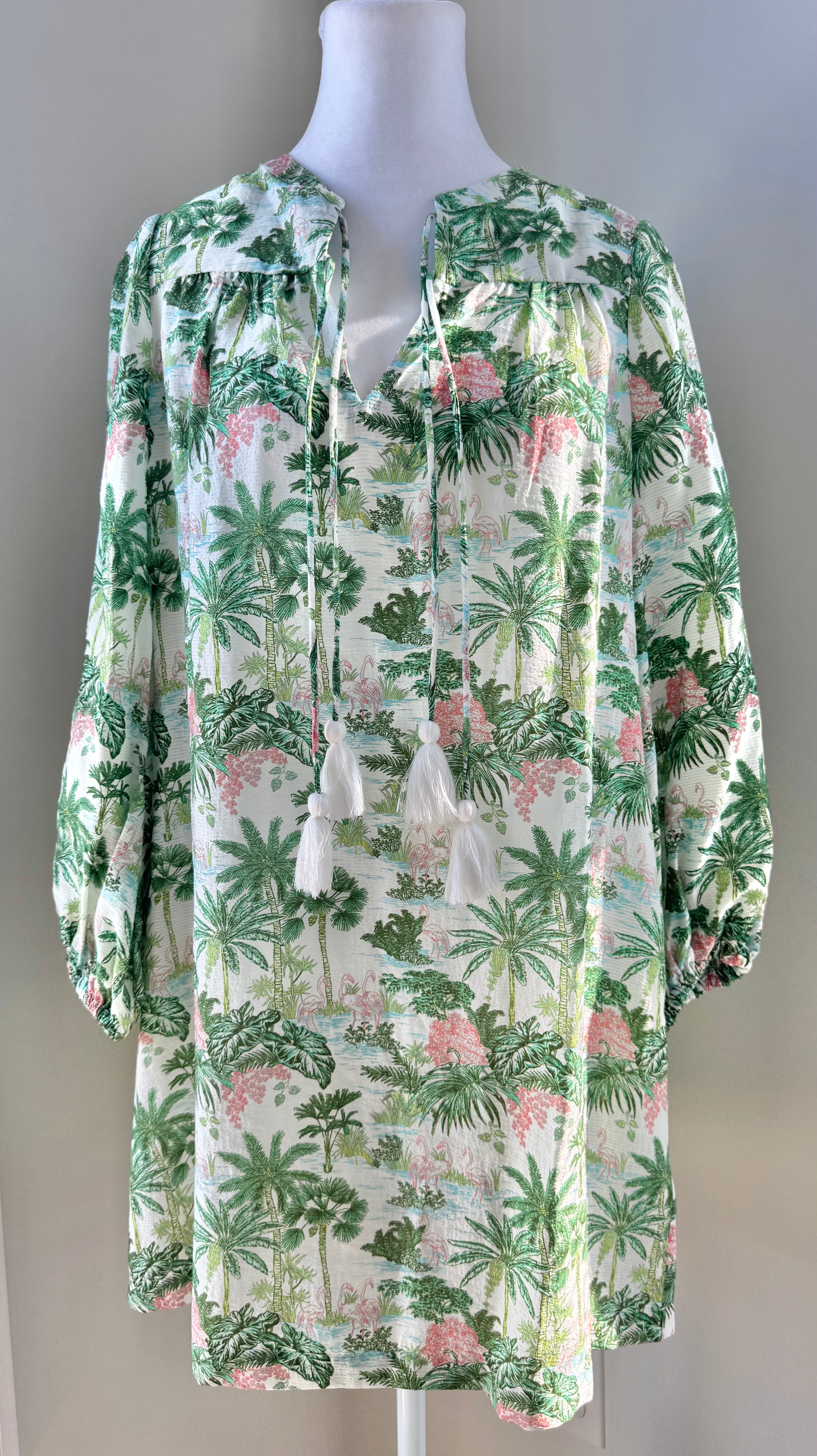 Vineyard Vines NWT Toile Coverup, Green/Pink Womens Size XS in new with tags — Recycled Lines, Fairfield CT | Premium Sustainable Consignment