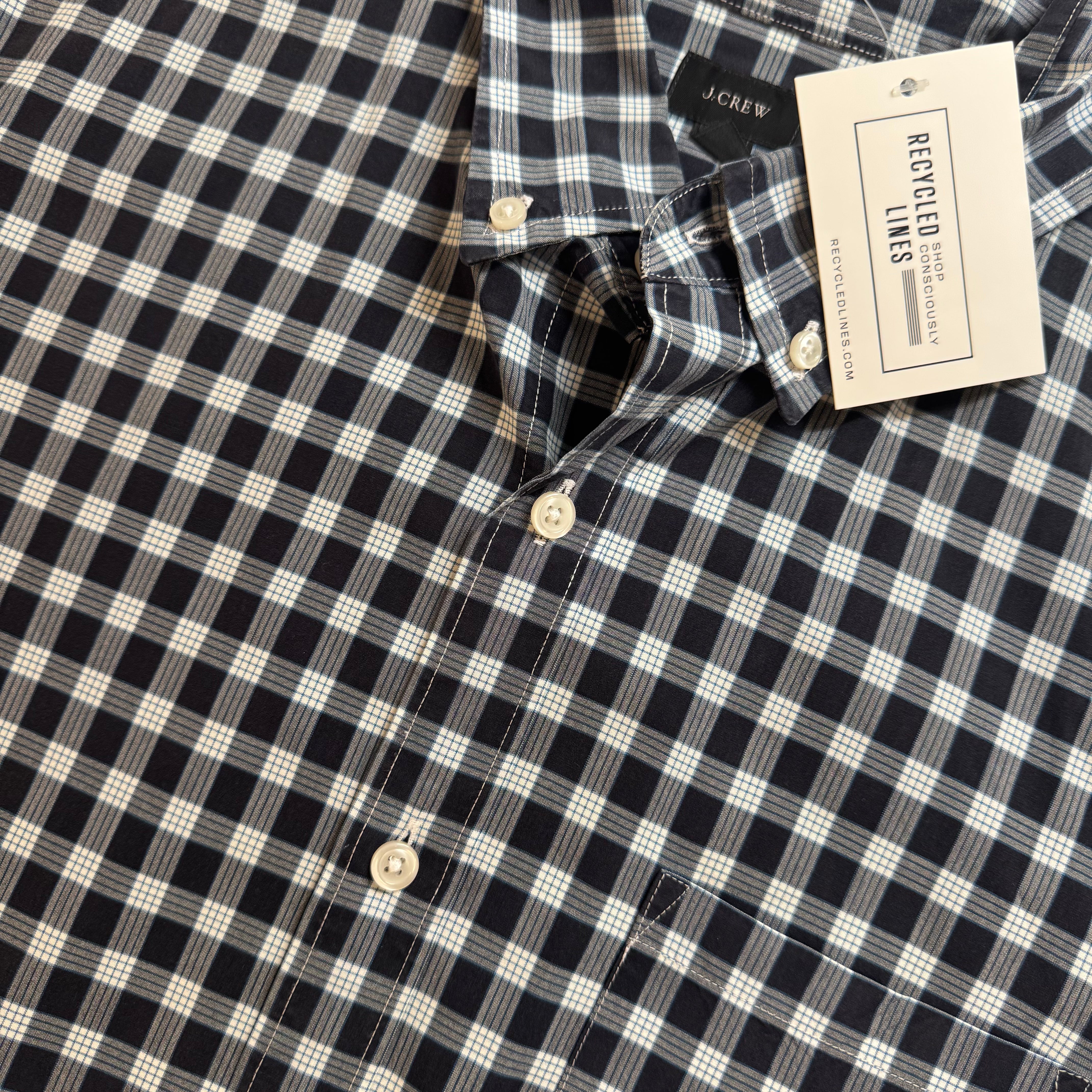 J.Crew Button Down, Navy/White Mens Size L in excellent condition — Recycled Lines, Fairfield CT | Premium Sustainable Consignment