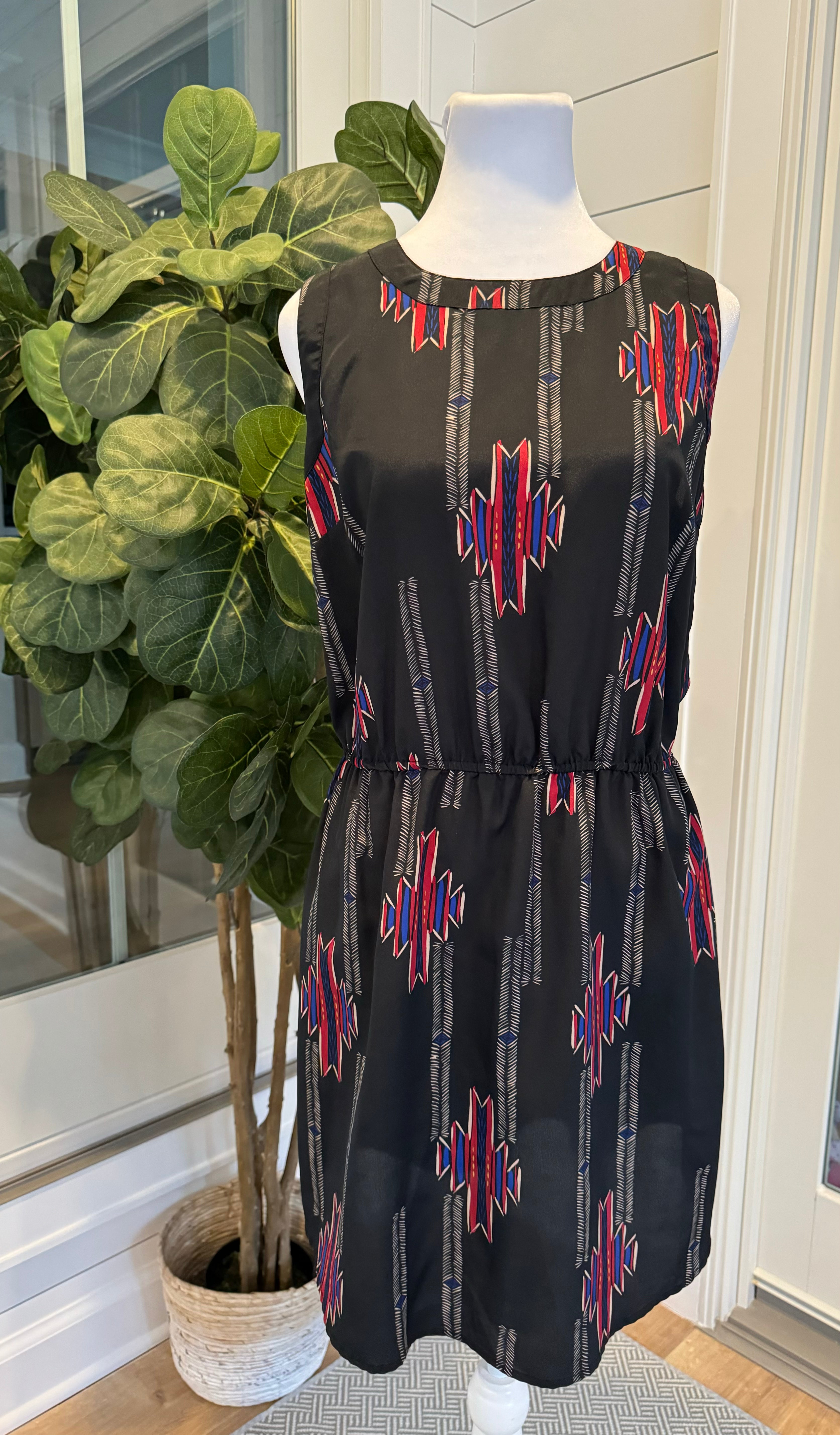 Aqua Sleeveless Dress, Black Print Womens Size M in excellent condition — Recycled Lines, Fairfield CT | Premium Sustainable Consignment