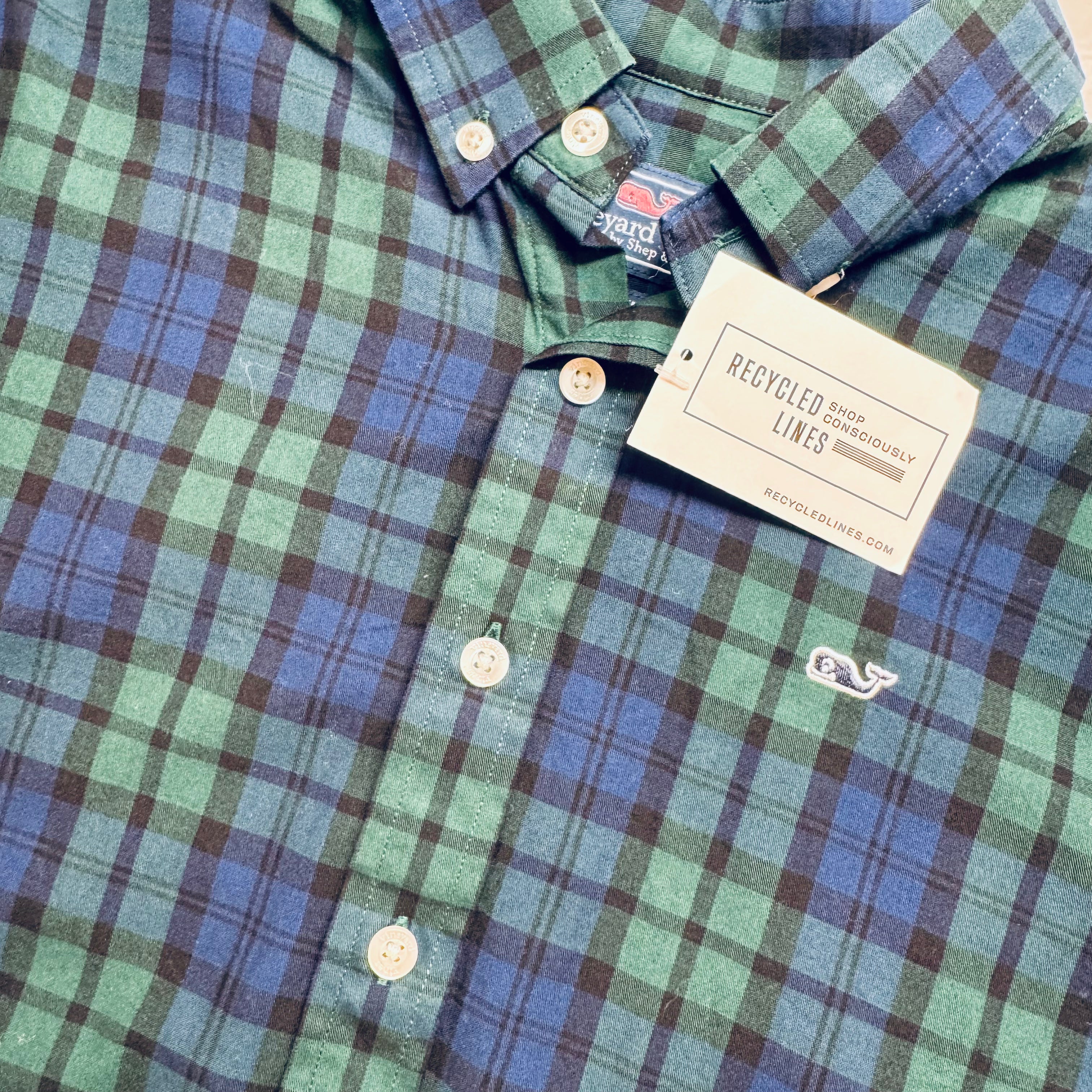 Vineyard Vines Button Down, Green/Blue Boys L(16) in excellent condition — Recycled Lines, Fairfield CT | Premium Sustainable Consignment