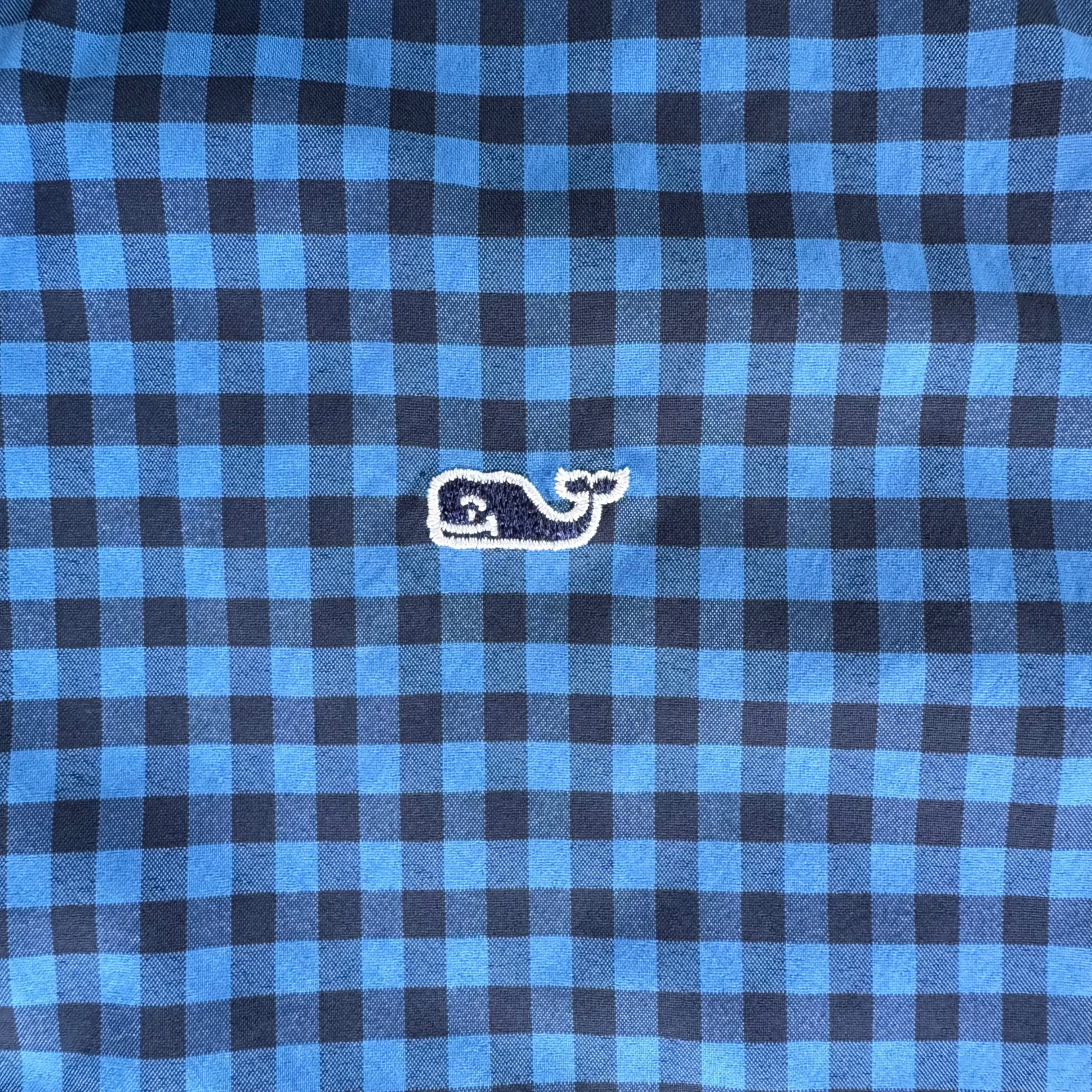 Vineyard Vines Performance Button Down, Navy/Blue Boys Size L (16) in excellent condition — Recycled Lines, Fairfield CT | Premium Sustainable Consignment