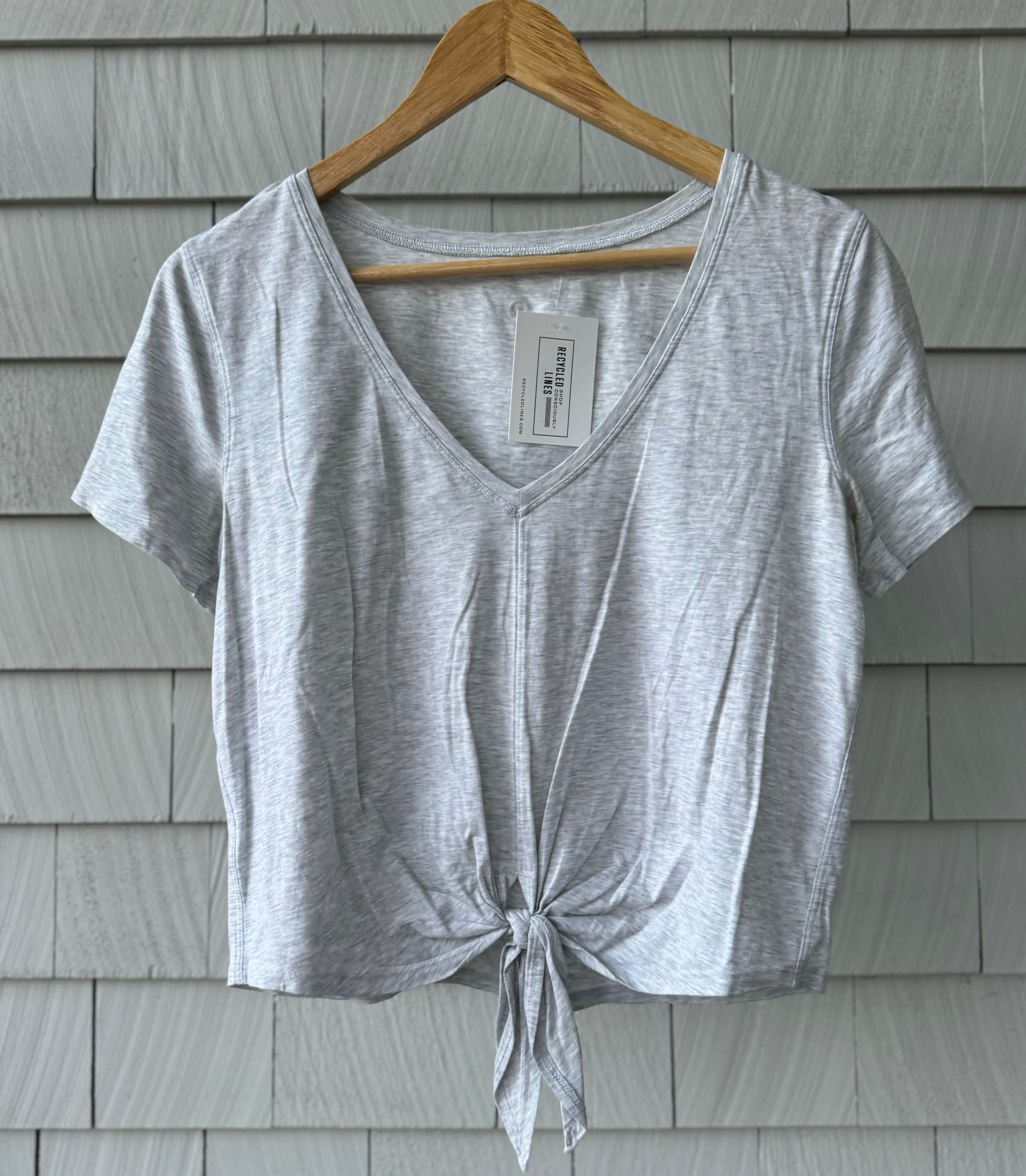 Lululemon Tie Front Crop Top, Gray Womens Size 6? in excellent condition — Recycled Lines, Fairfield CT | Premium Sustainable Consignment