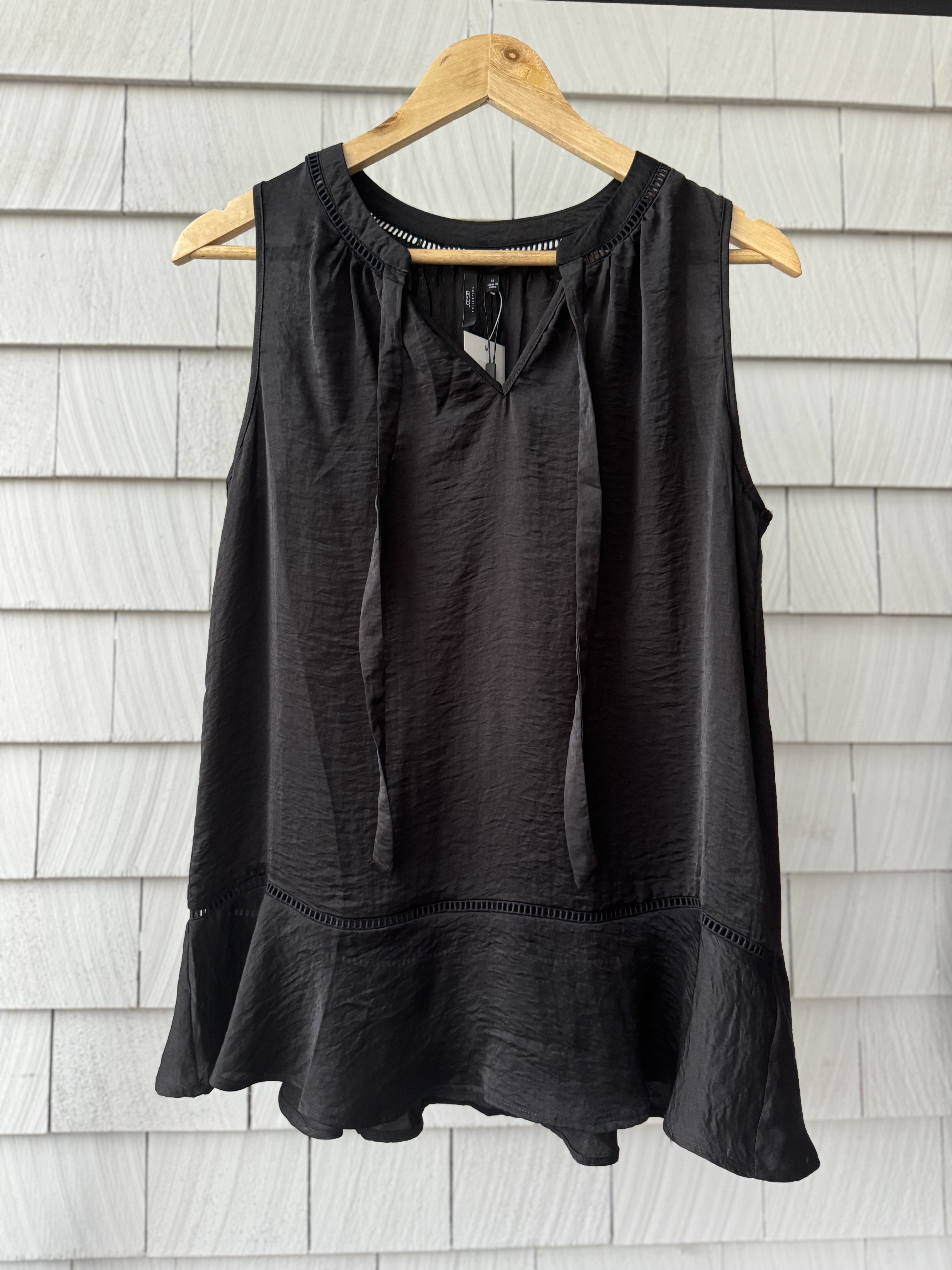 Joes Jeans Tank NWT, Black Womens Size M in new with tags — Recycled Lines, Fairfield CT | Premium Sustainable Consignment