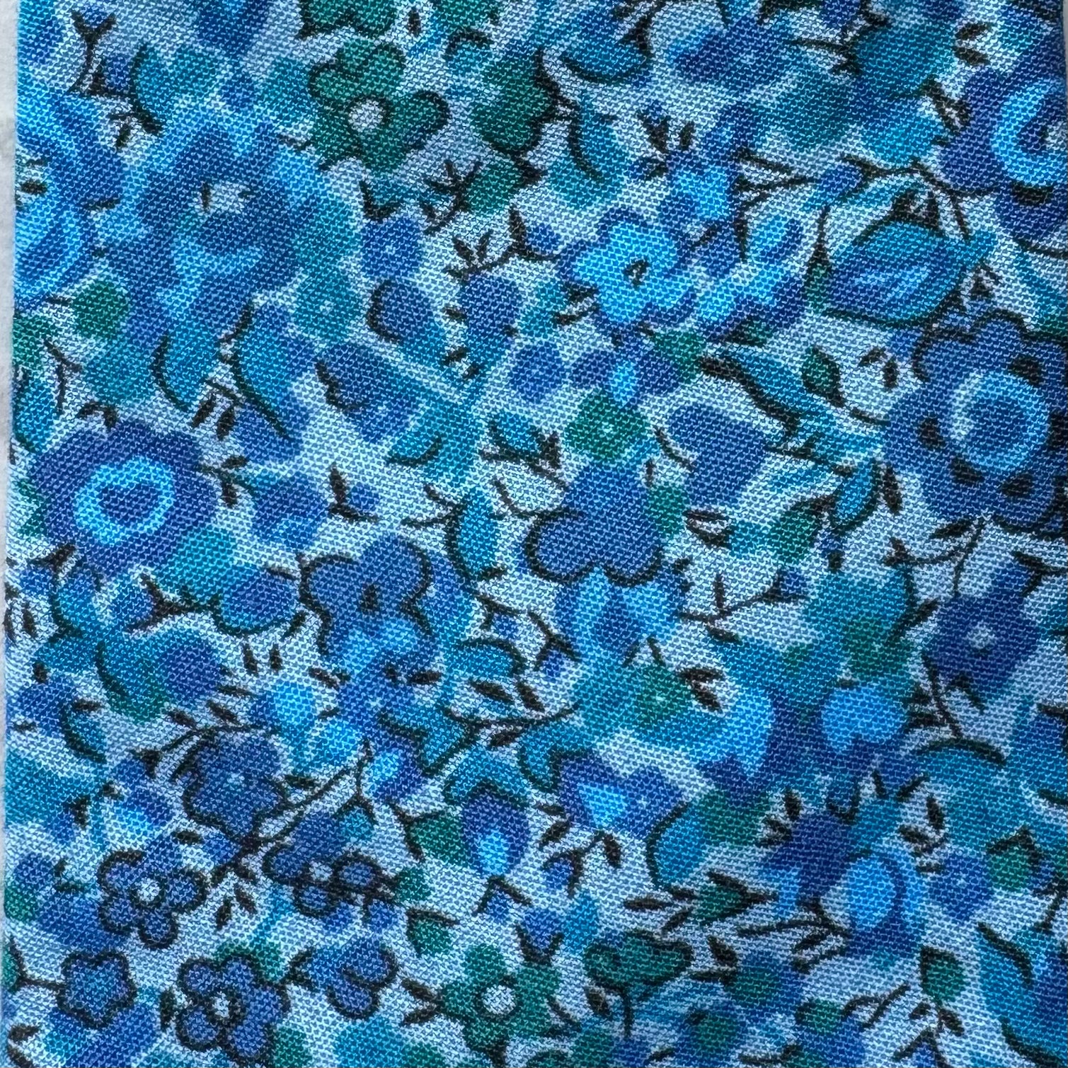 Crewcuts Floral Tie, Blue Boys Size 52" in excellent condition — Recycled Lines, Fairfield CT | Premium Sustainable Consignment