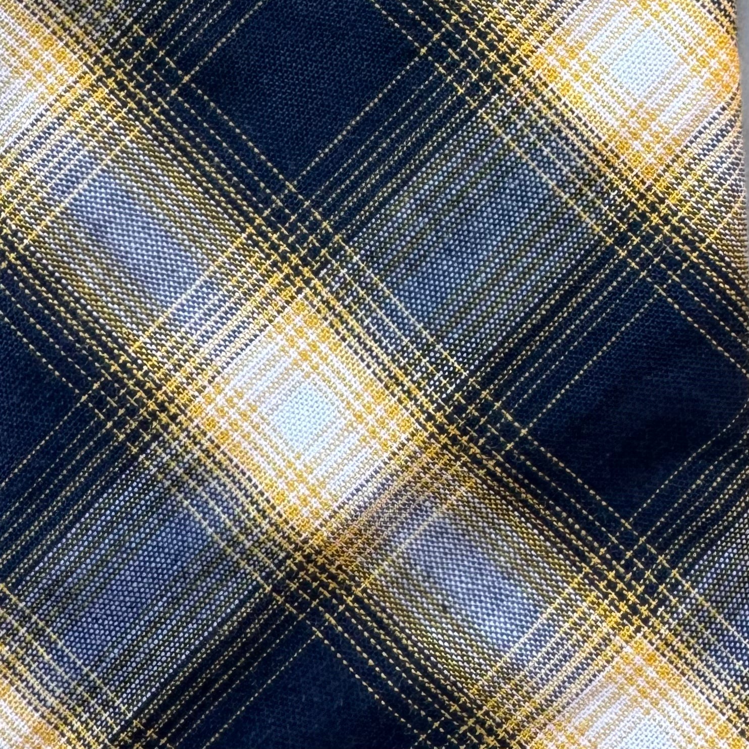 No Brand Tie, Navy/Yellow Boys in excellent condition — Recycled Lines, Fairfield CT | Premium Sustainable Consignment