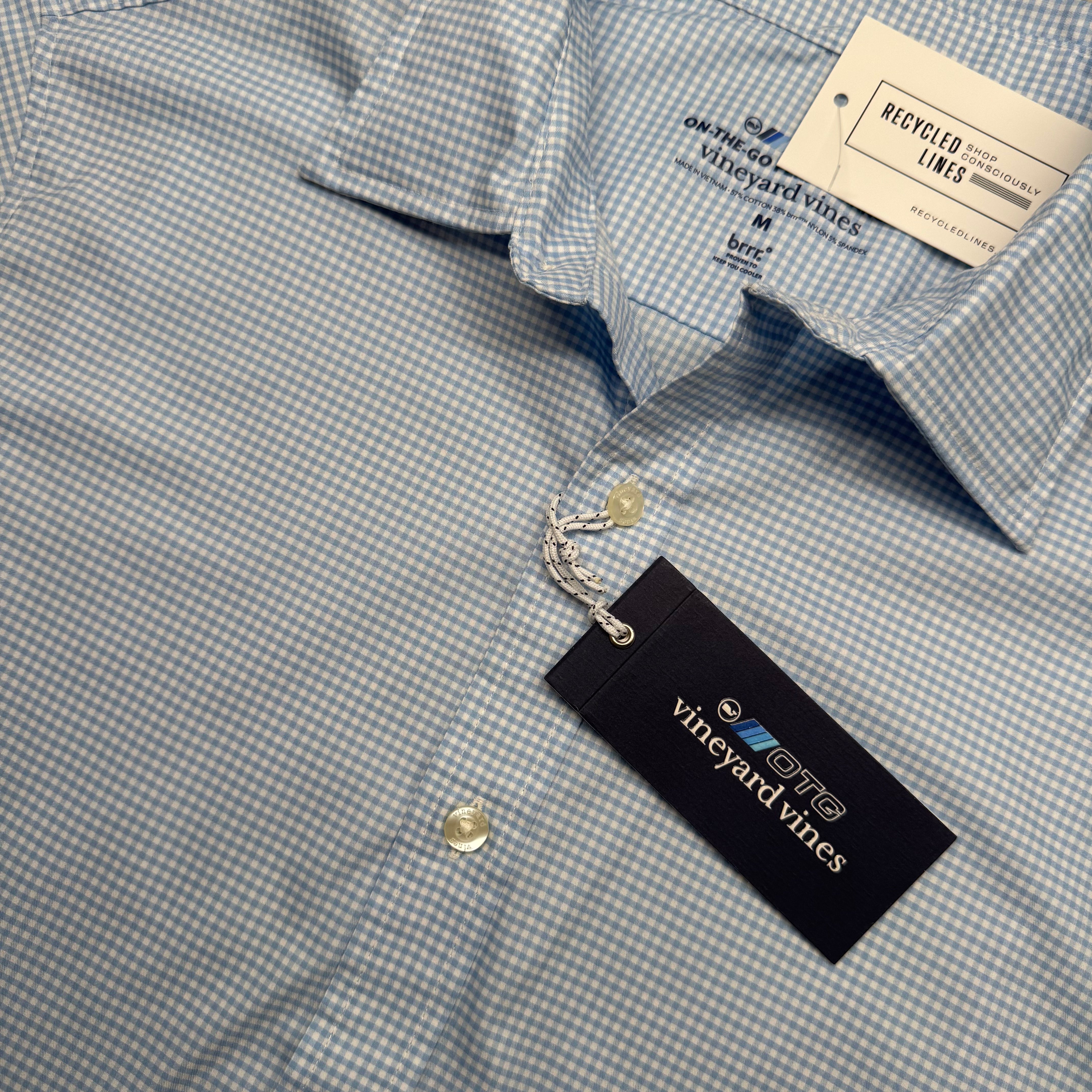 Vineyard Vines NWT On the Go Performance Button Down, Blue/White Mens Size M in new with tags — Recycled Lines, Fairfield CT | Premium Sustainable Consignment