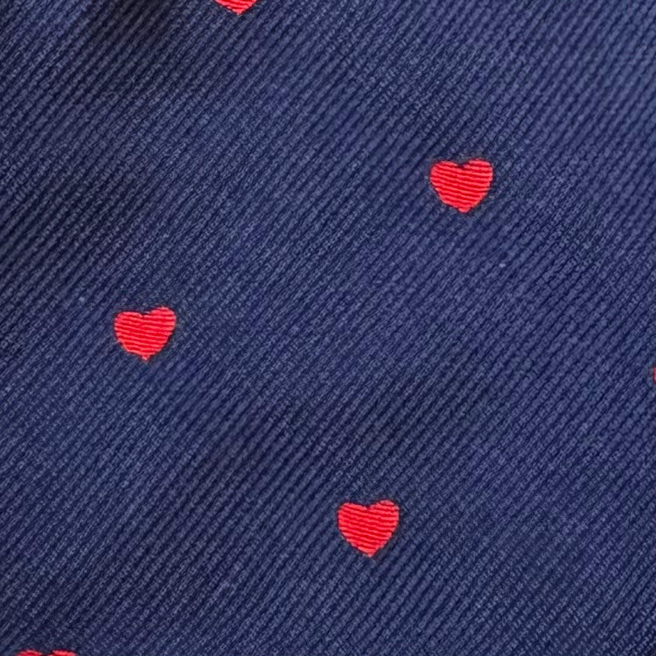 Vineyard Vines Hearts Tie, Navy Mens in excellent condition — Recycled Lines, Fairfield CT | Premium Sustainable Consignment