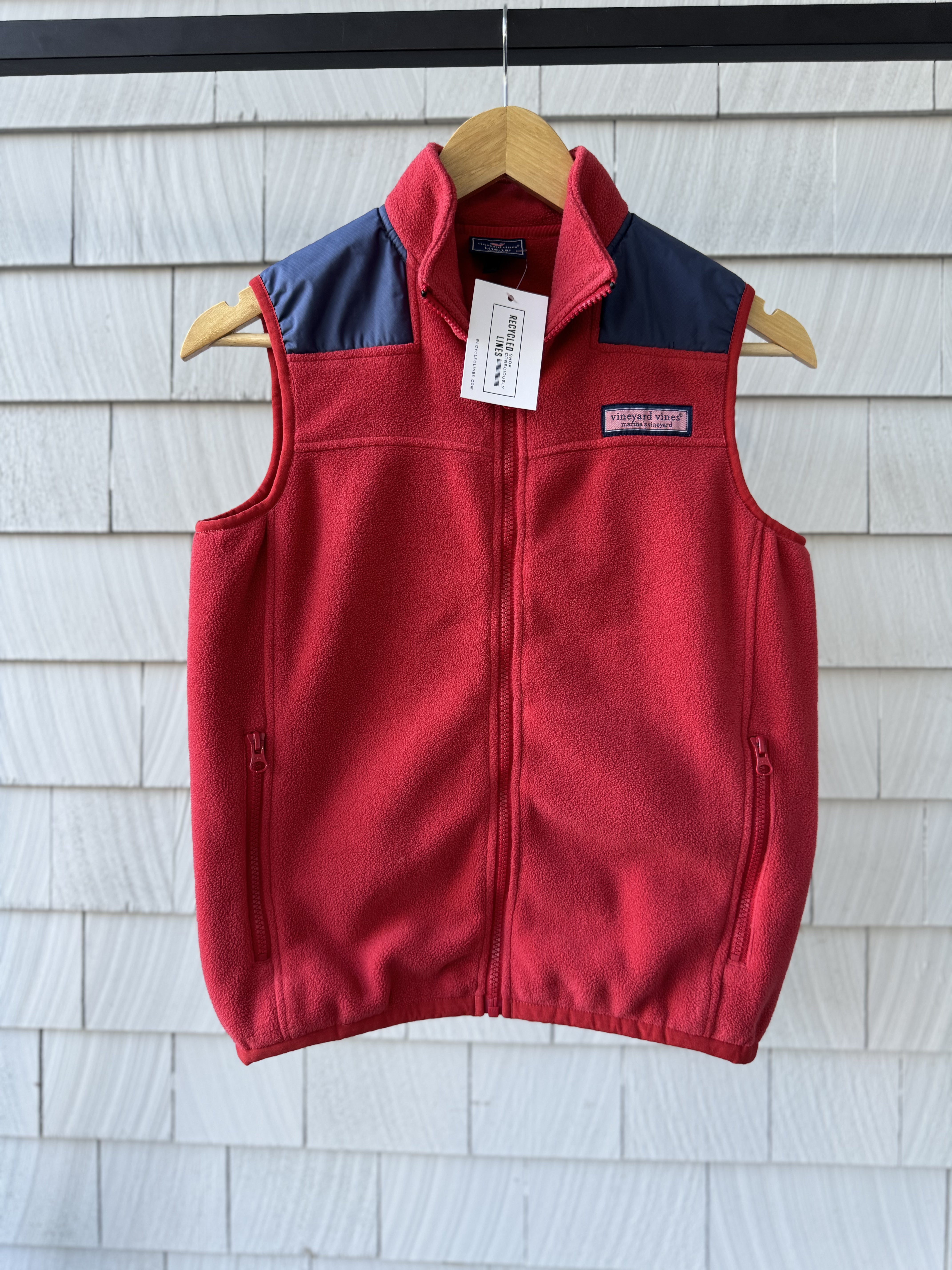 Vineyard Vines Sherpa Vest, Navy/Red Boys Size L