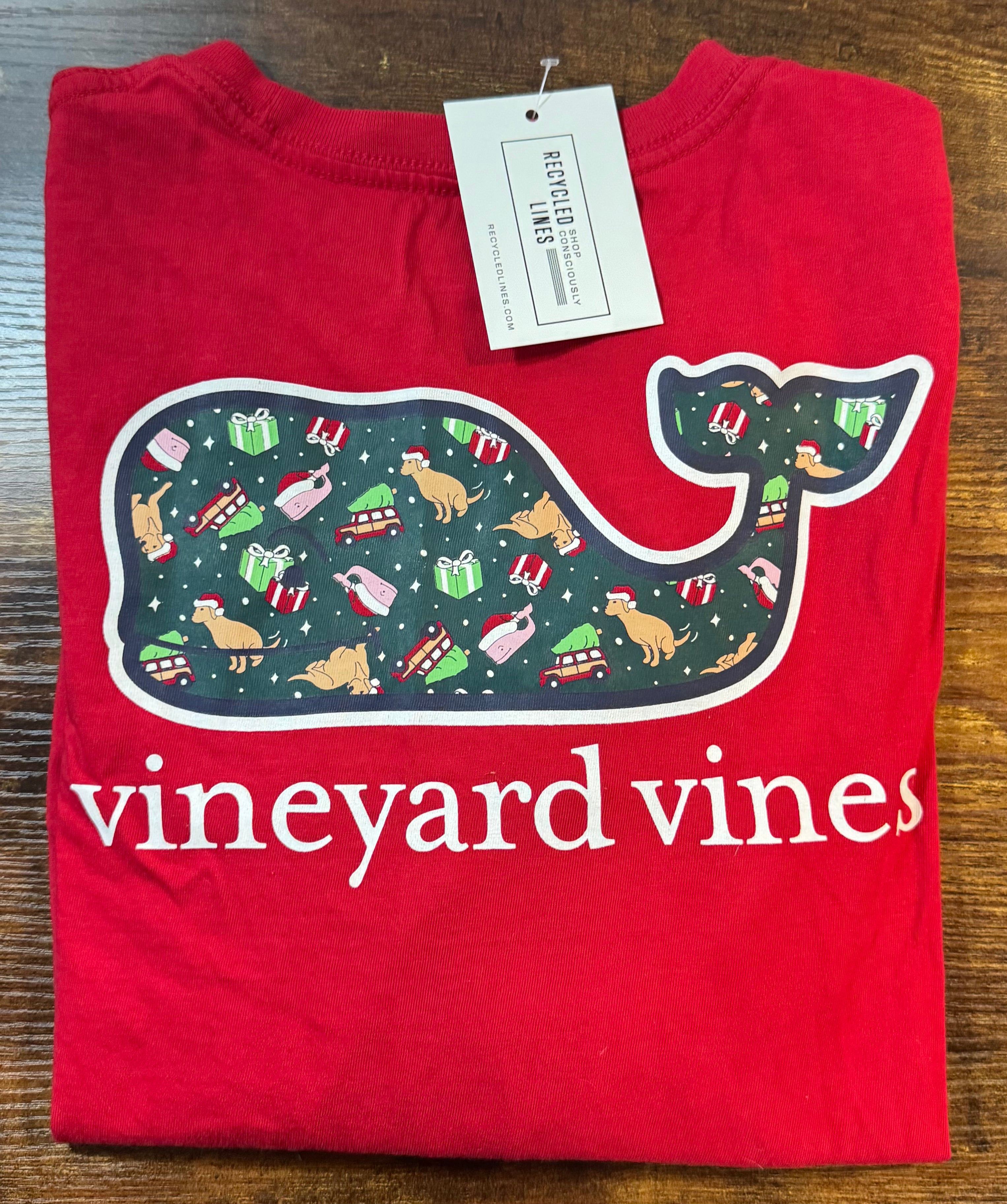 Vineyard Vines Christmas Presents Tee, Red Boys Size M (12/14)