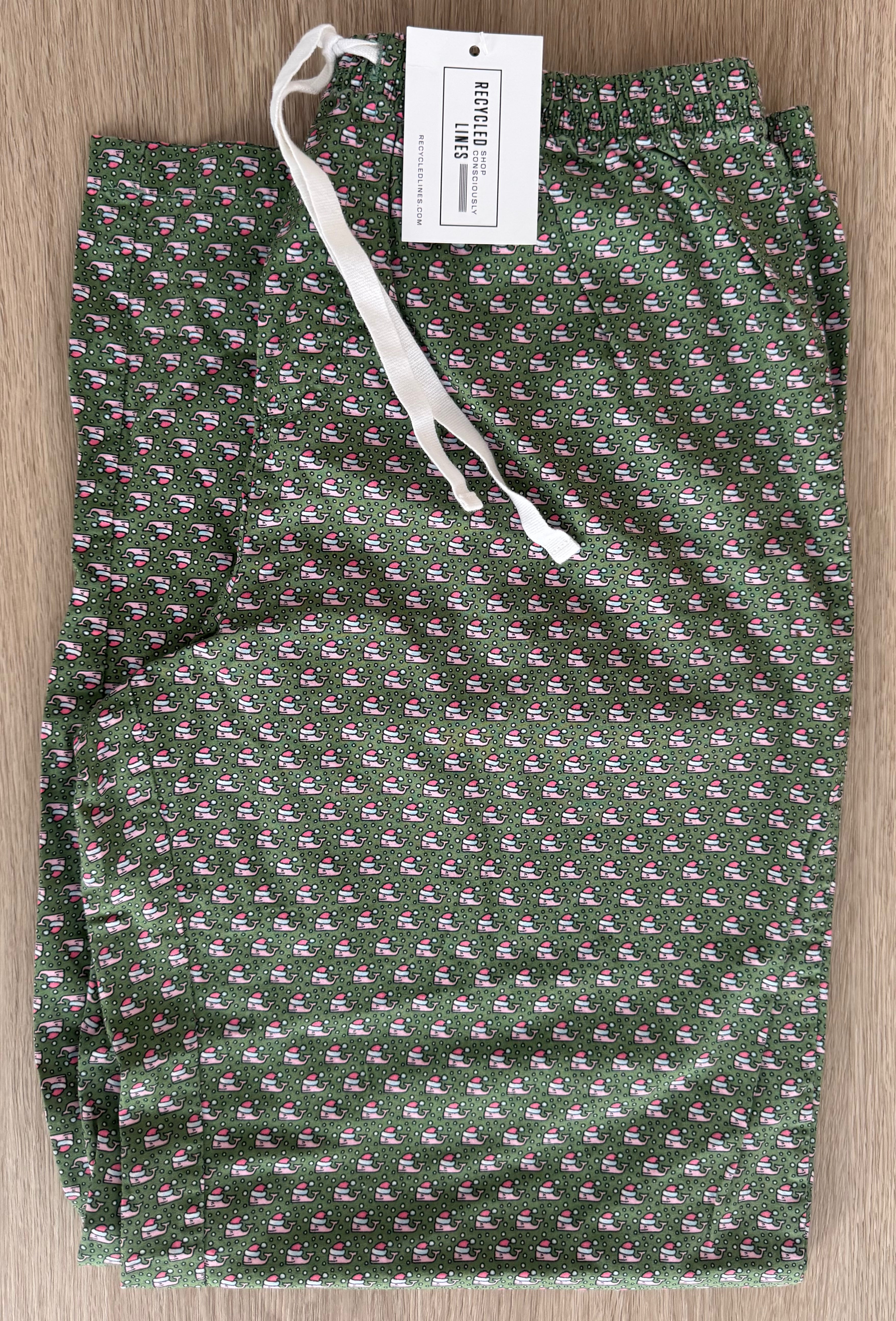 Vineyard Vines Santa Whale Pajama Pants, Green Mens Size S