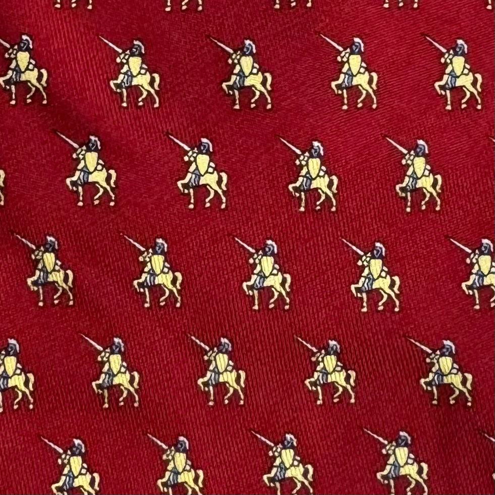 Vineyard Vines Marianapolis Tie, Red/Yellow Mens in excellent condition — Recycled Lines, Fairfield CT | Premium Sustainable Consignment