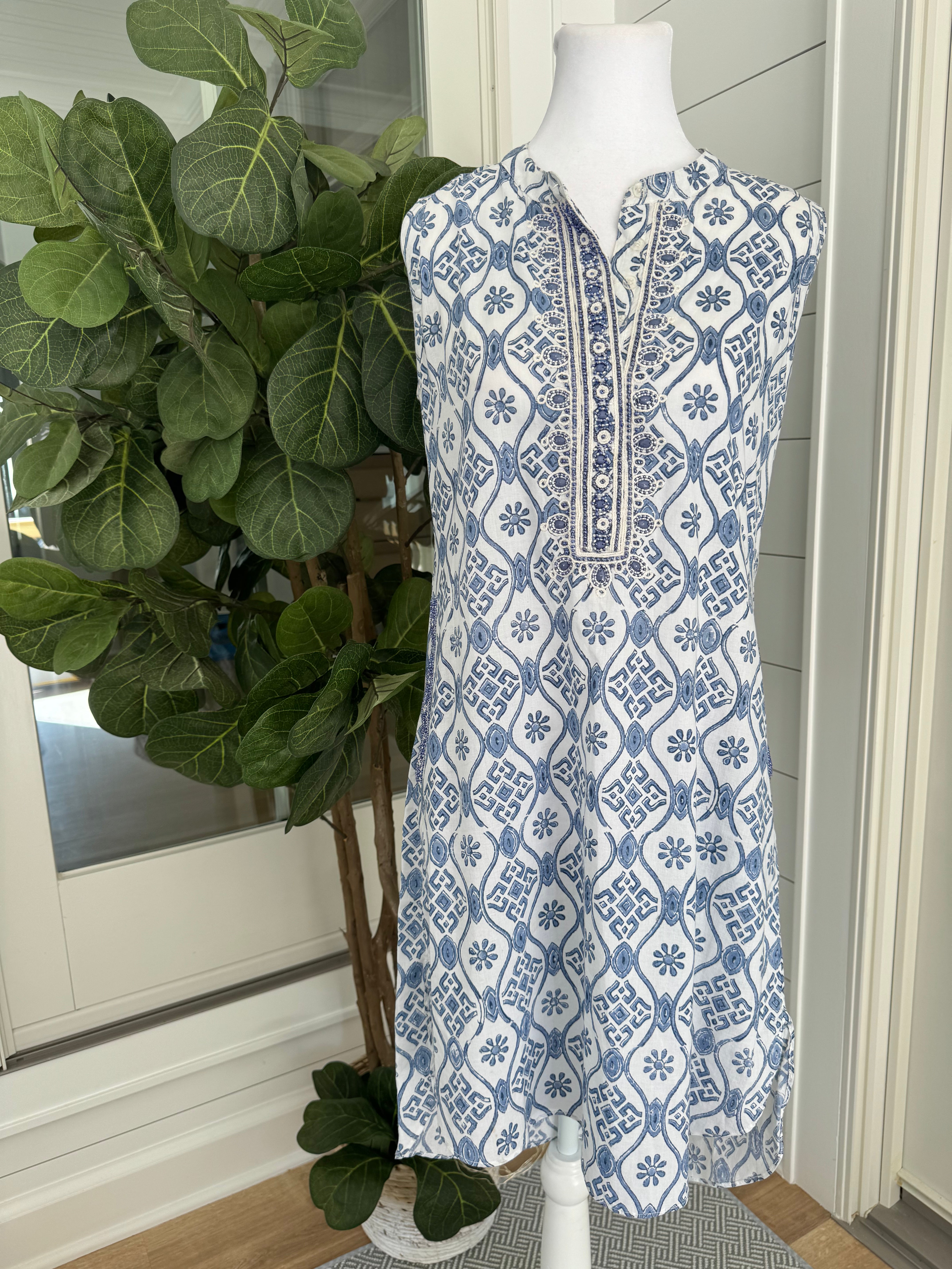 Bella Tu Dress, High Neck Sleeveless Blue/White Print Womens Size M