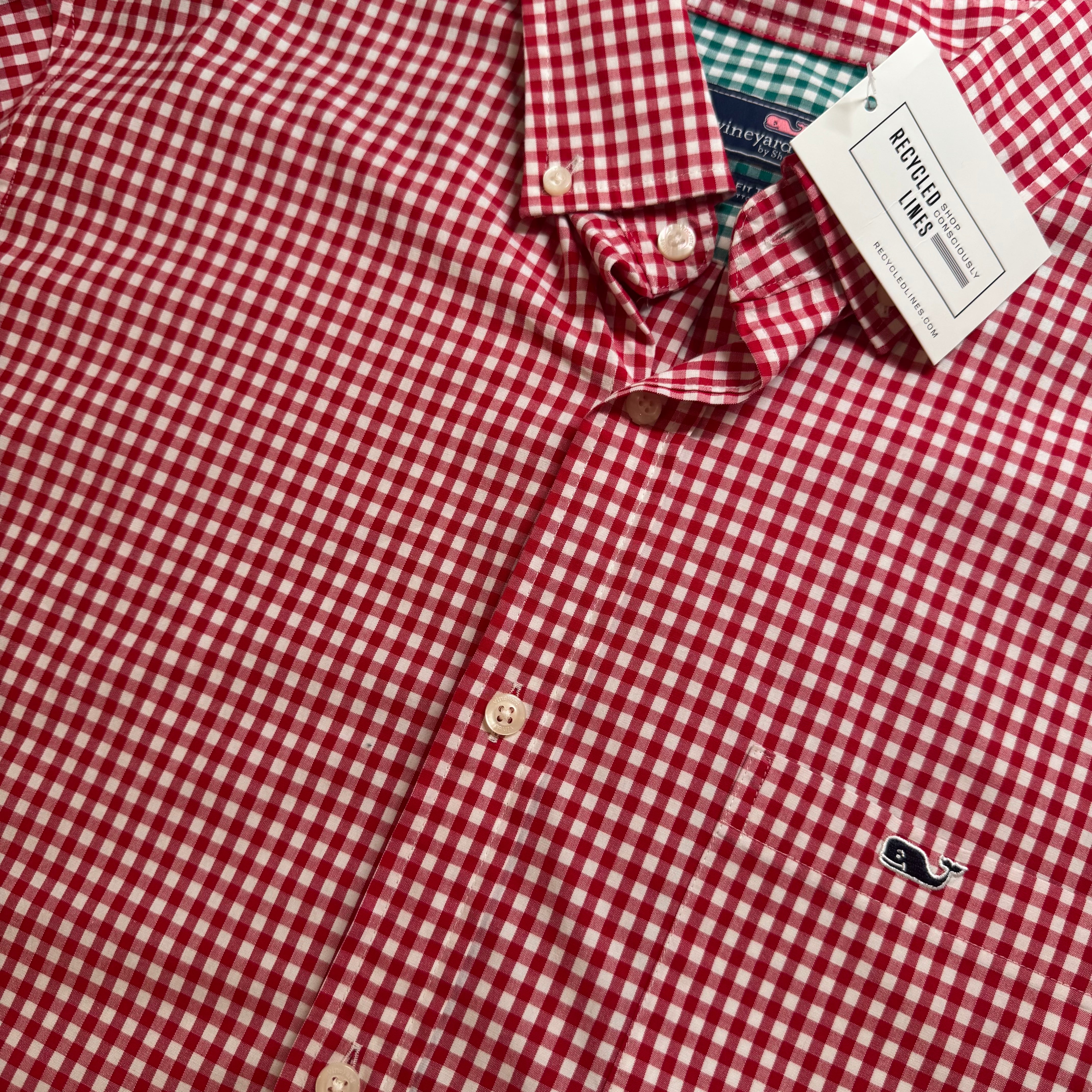 Vineyard Vines Gingham Button Down, Red Mens Size L in excellent condition — Recycled Lines, Fairfield CT | Premium Sustainable Consignment