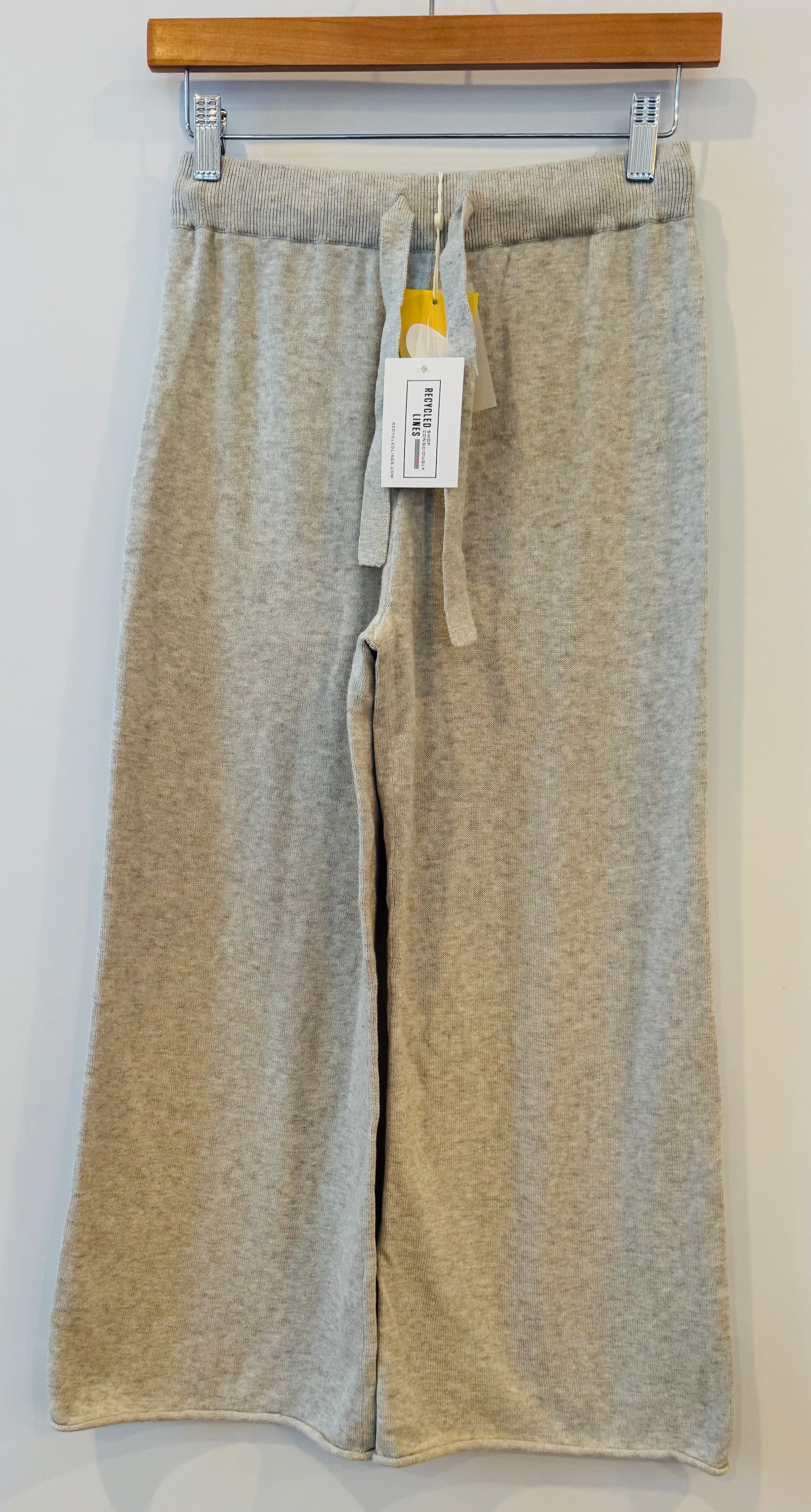 Kerri Rosenthal NWT Cropped Barb Lounge Pant, Silver Fox Womens Size XS
