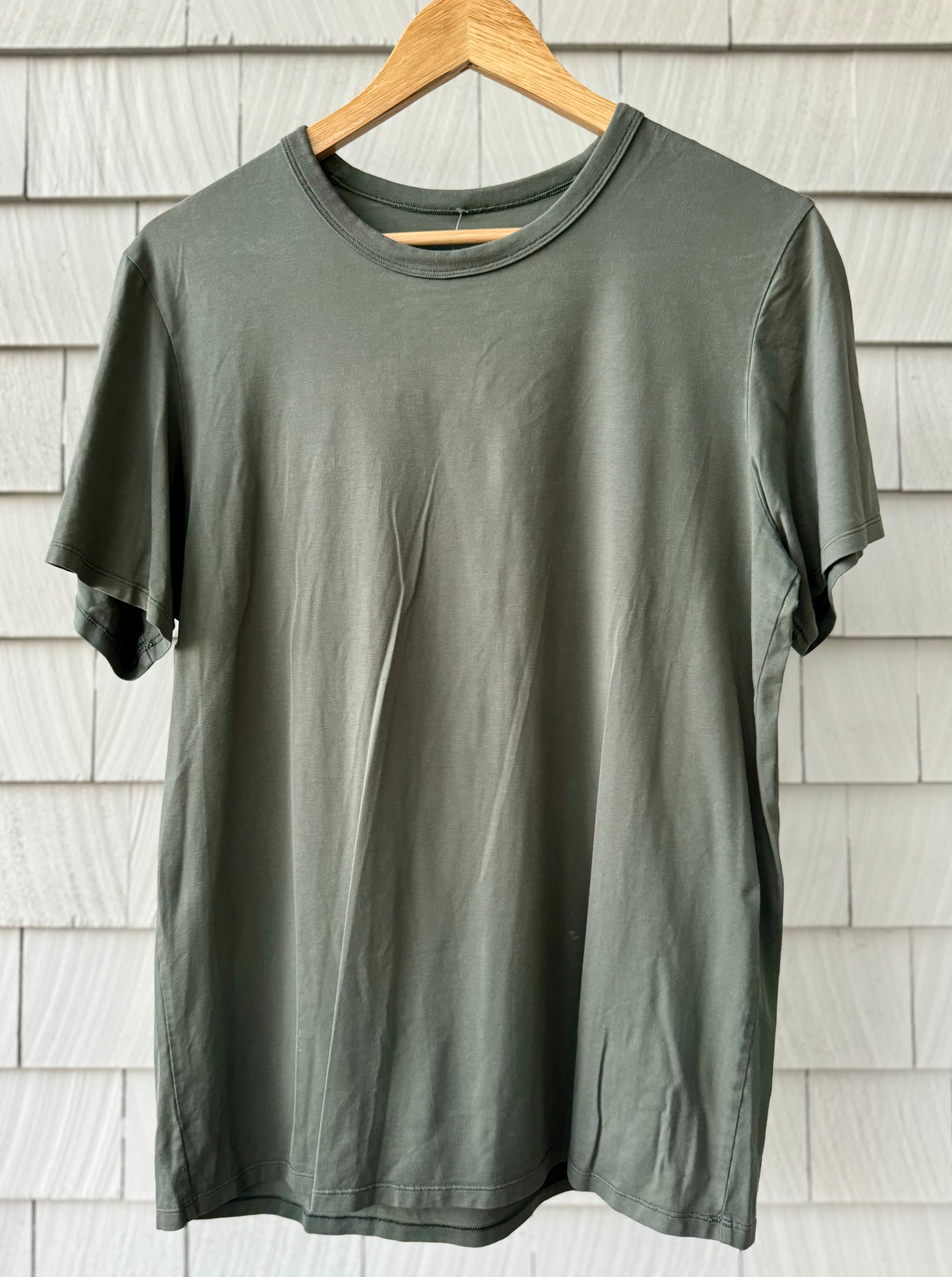 Lululemon Tee, Olive Mens Size S?