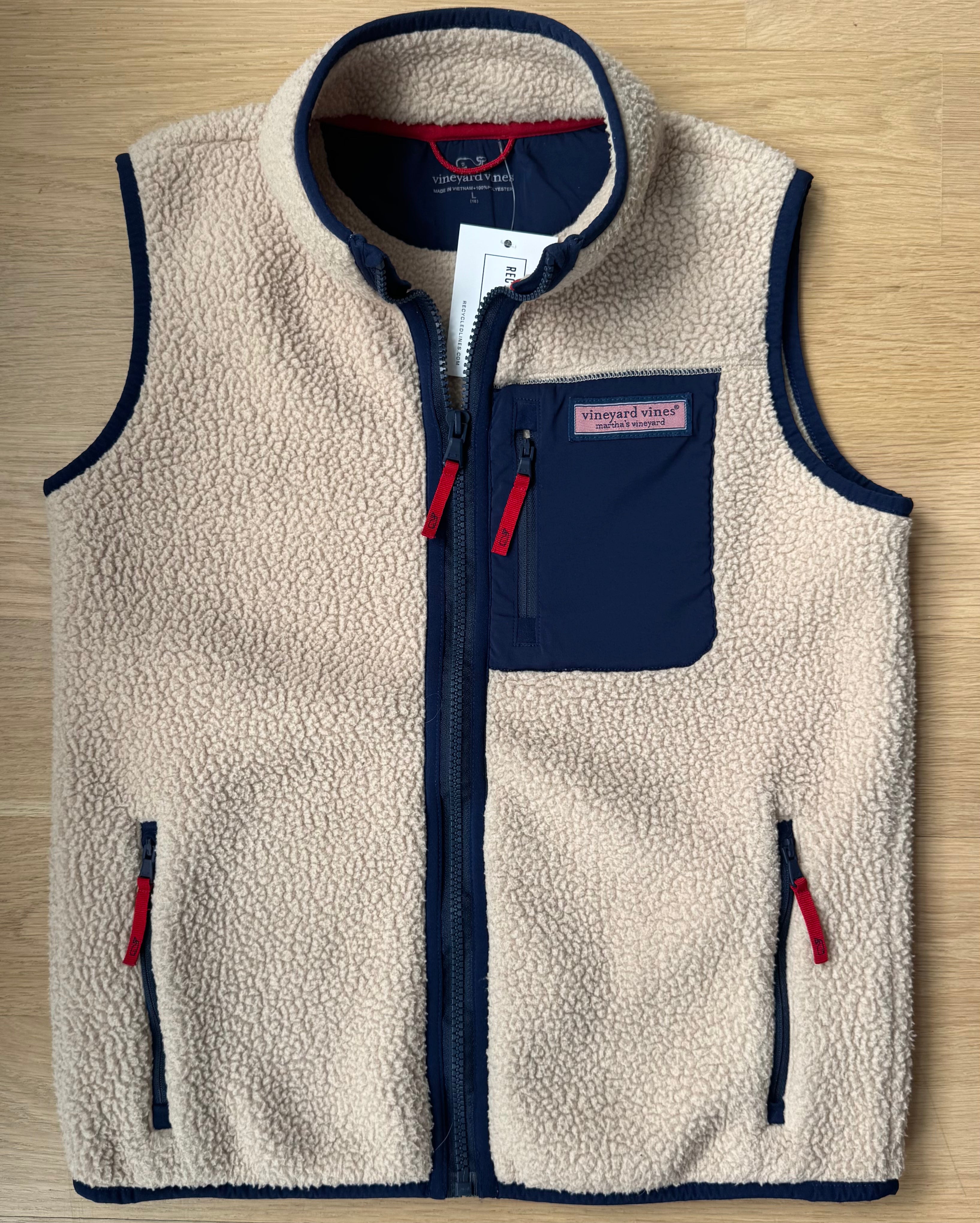 Vineyard Vines Sherpa Vest, Tan/Navy Boys Size L (16) — Recycled Lines Premium Consignment