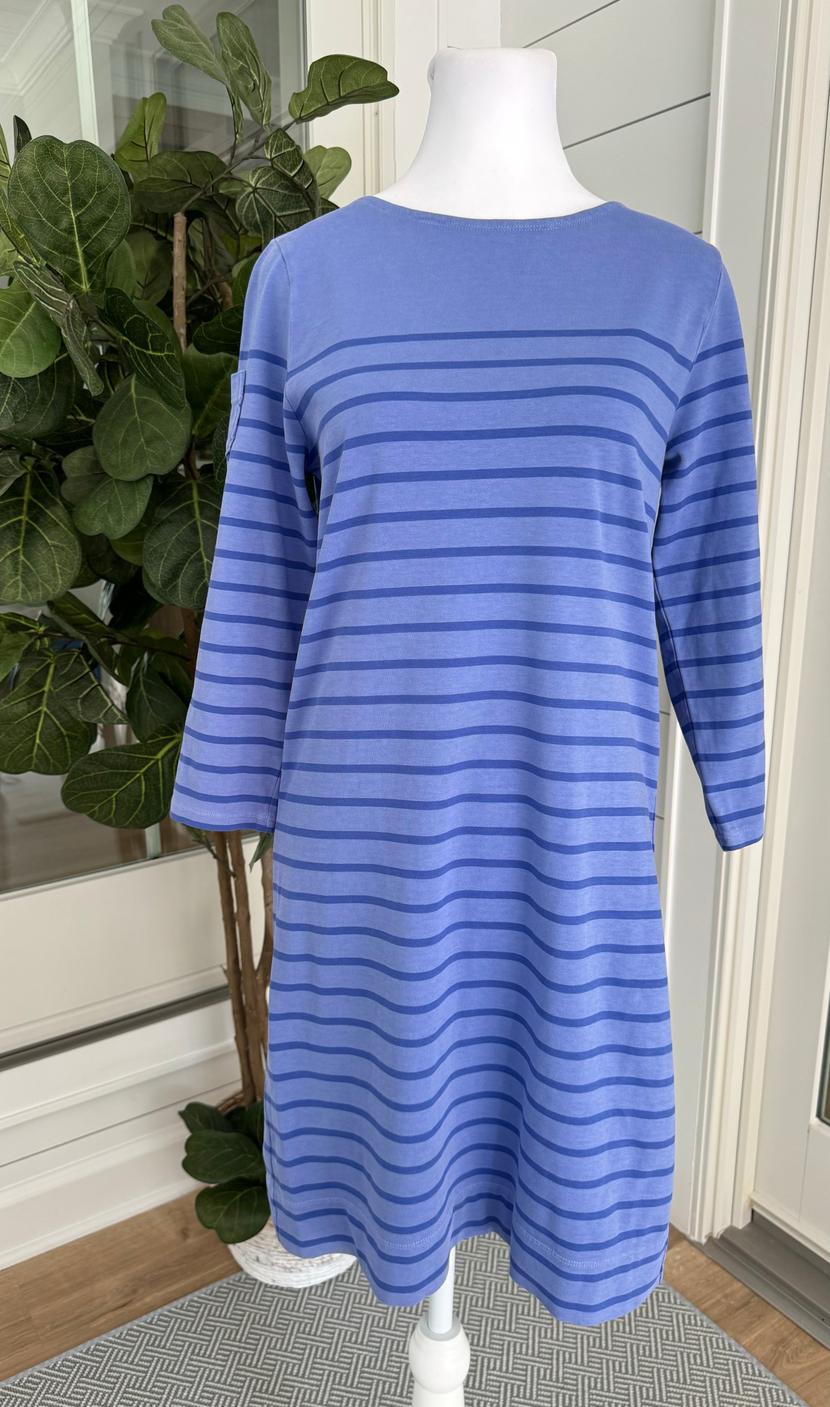 Vineyard Vines NWT Striped Dress, Blue Womens Size XS