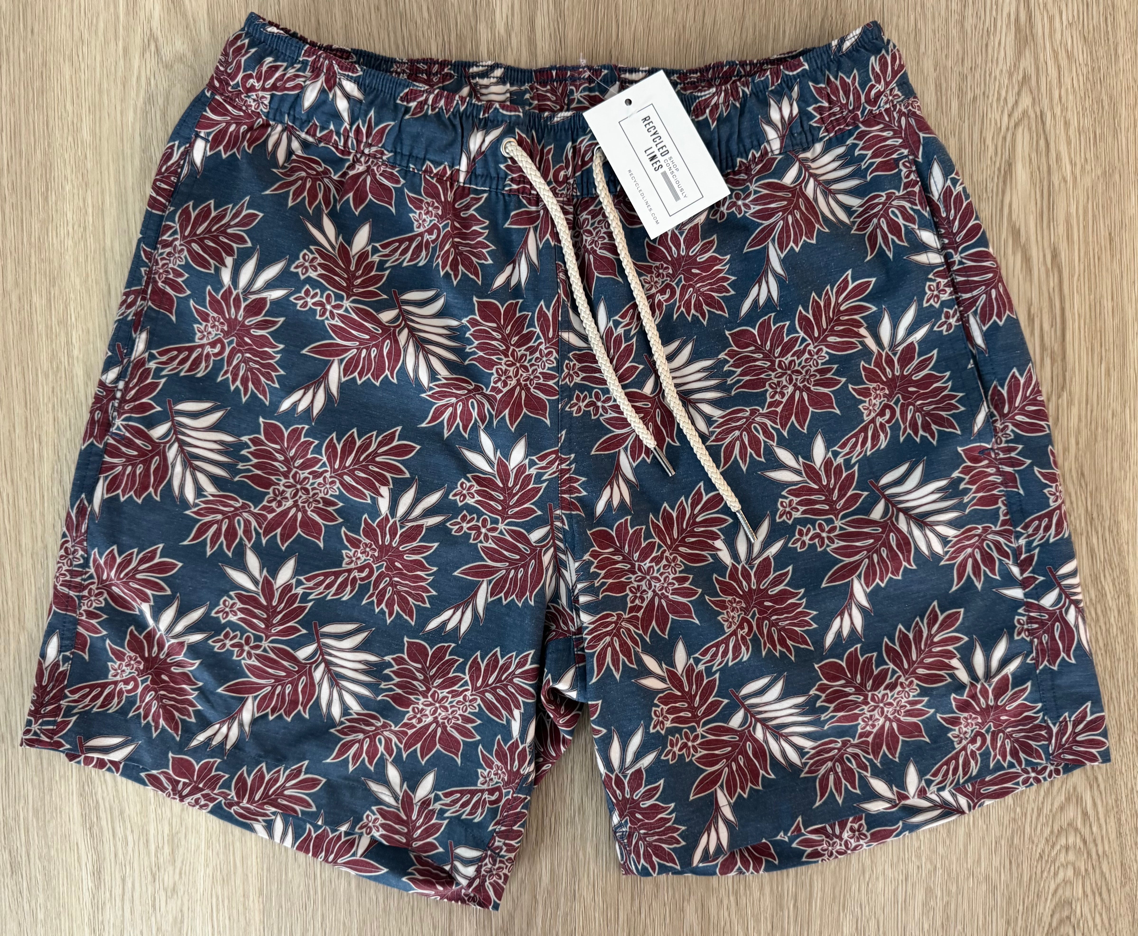 Fair Harbor Fern Bathing Suit, Navy/Maroon Mens Size M?