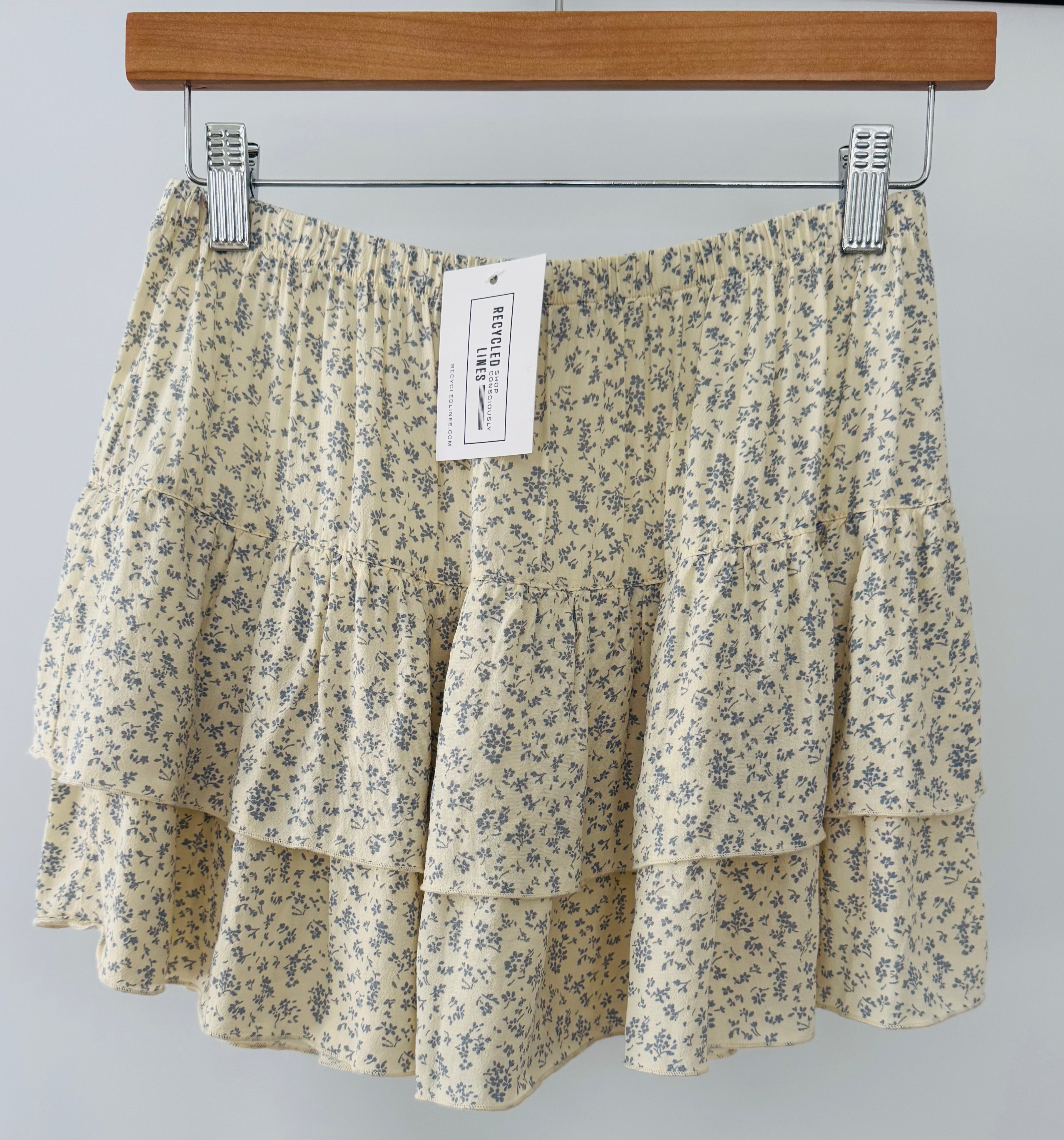 Brandy Melville Mini Floral Slkirt, Ivory/Blue Womens O/S