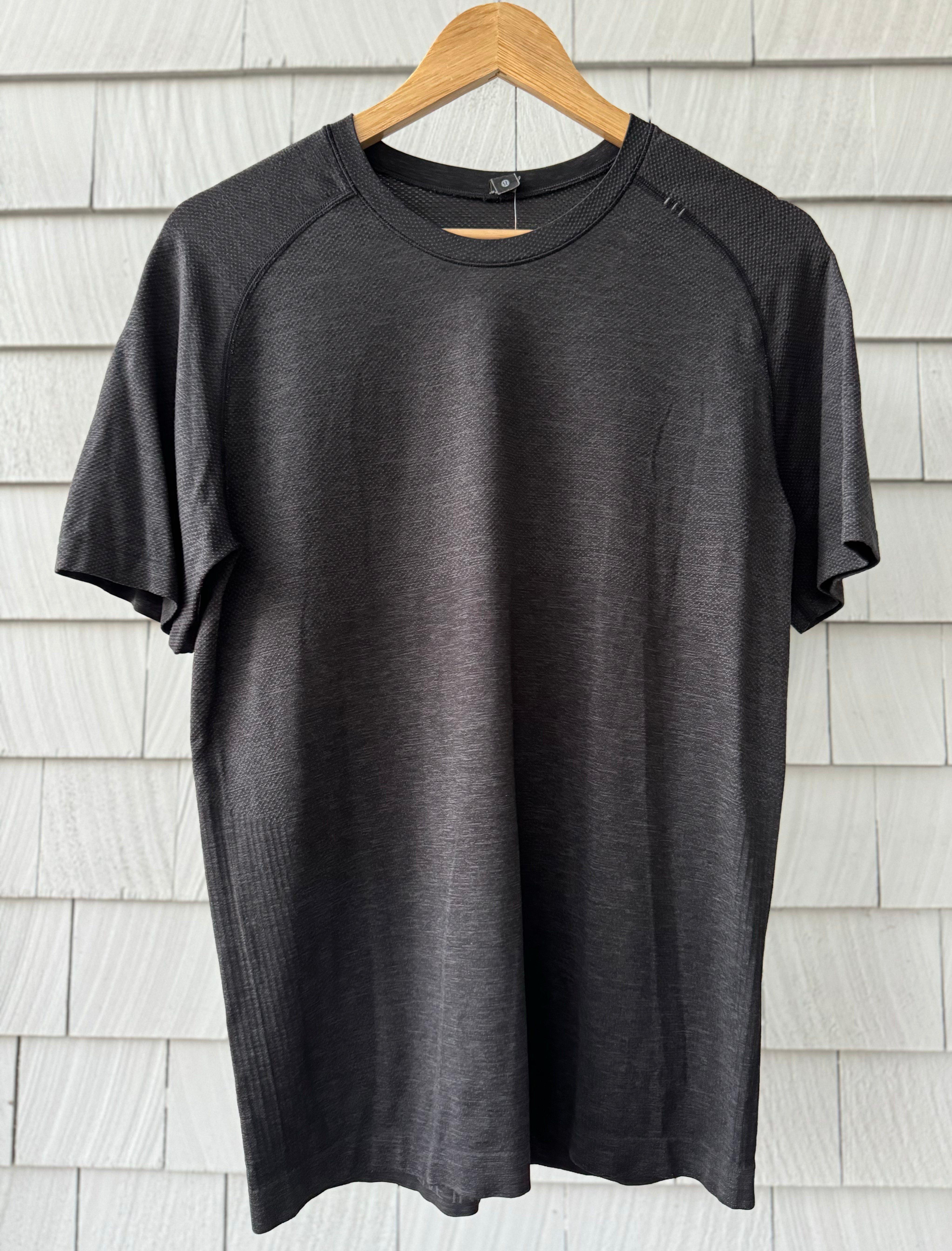 Lululemon Short Sleeve Tee, Black Mens Size S