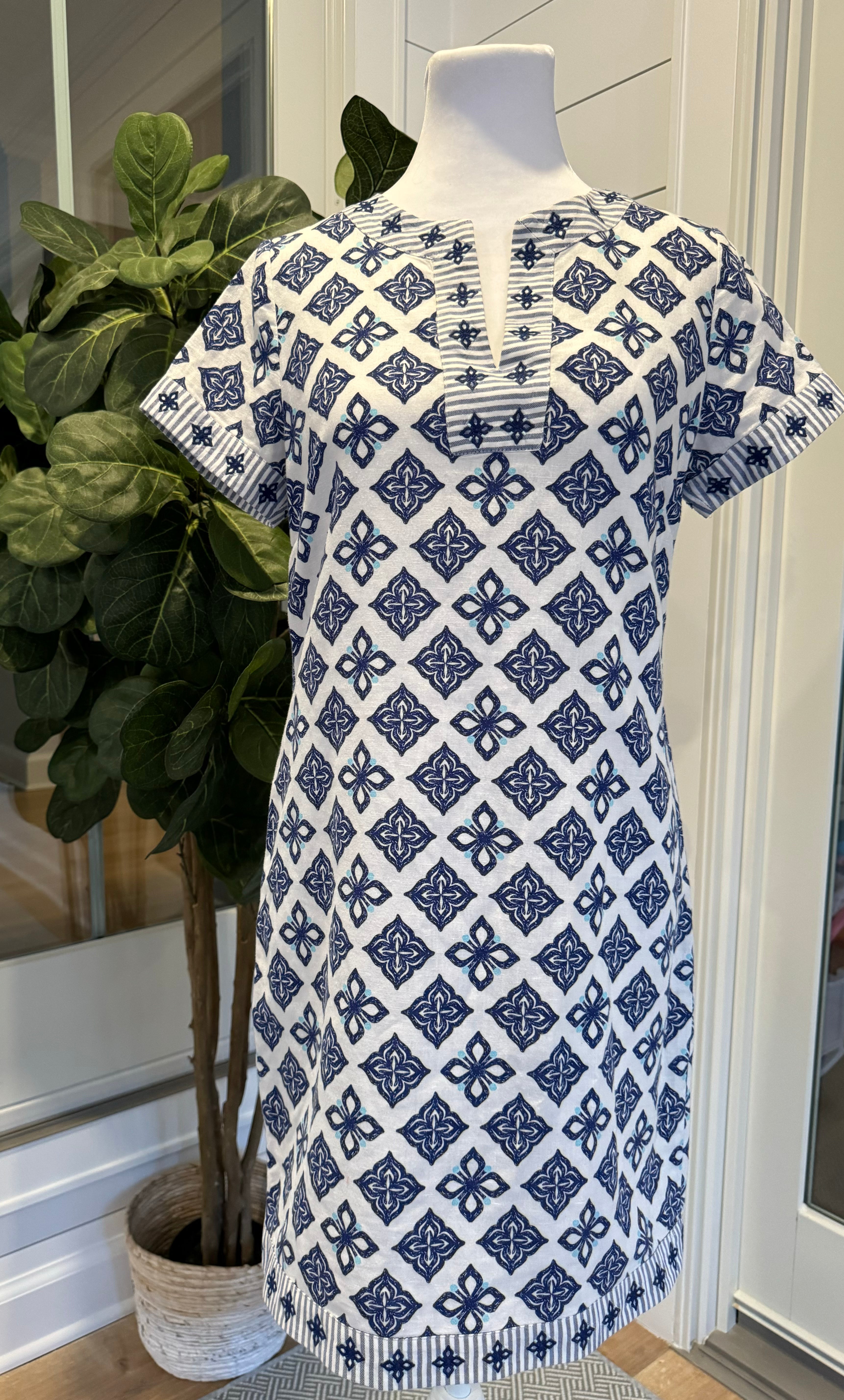 Vineyard Vines Shift Dress, Blue/White Womens Size 4