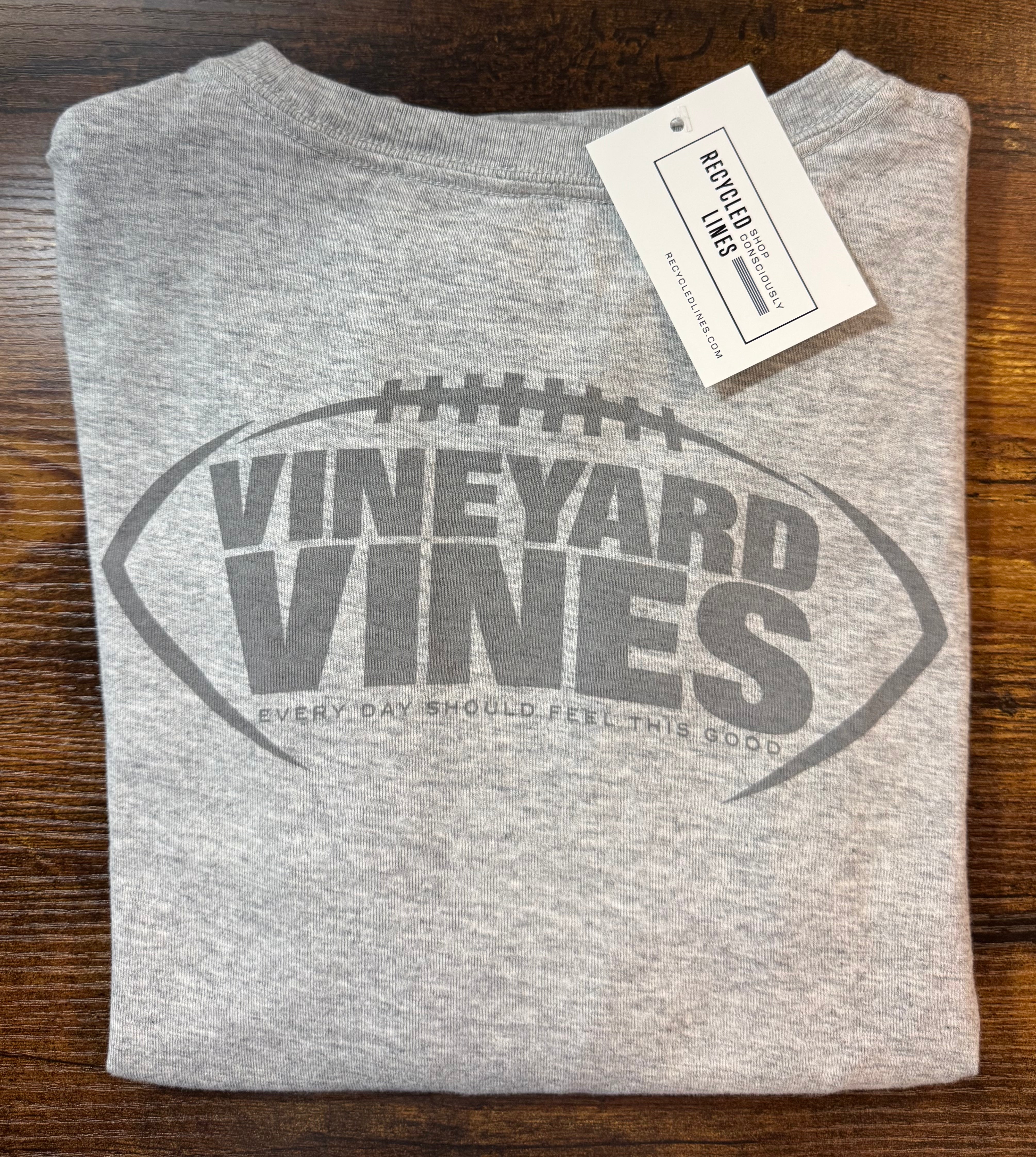 Vineyard Vines Football Tee, Gray Boys Size S (8/10)