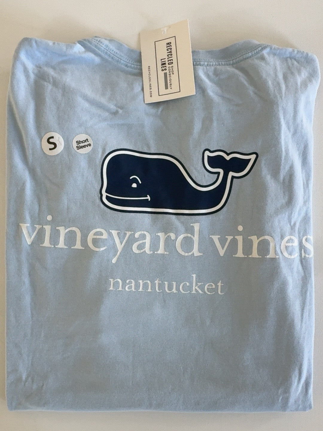 Vineyard Vines Nantucket whale logo short sleeve tee, light blue, men's small