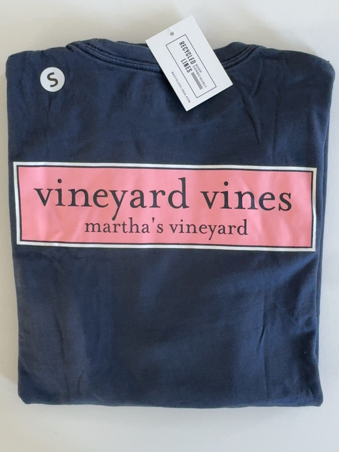 Vineyard Vines Martha's Vineyard navy tee with pink rectangular logo, men's small