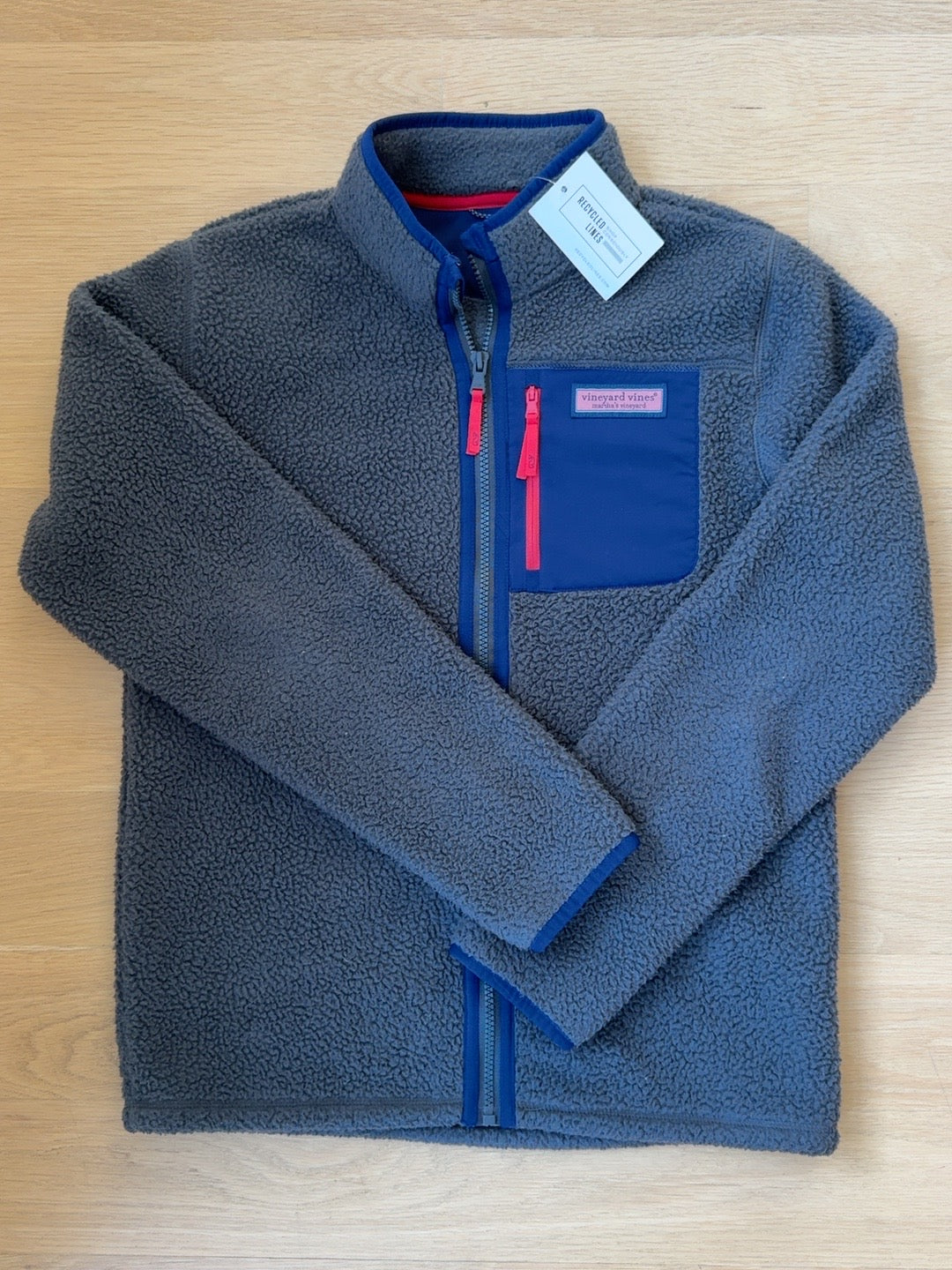 Vineyard Vines gray sherpa fleece full zip jacket with navy chest pocket boys XL size 16