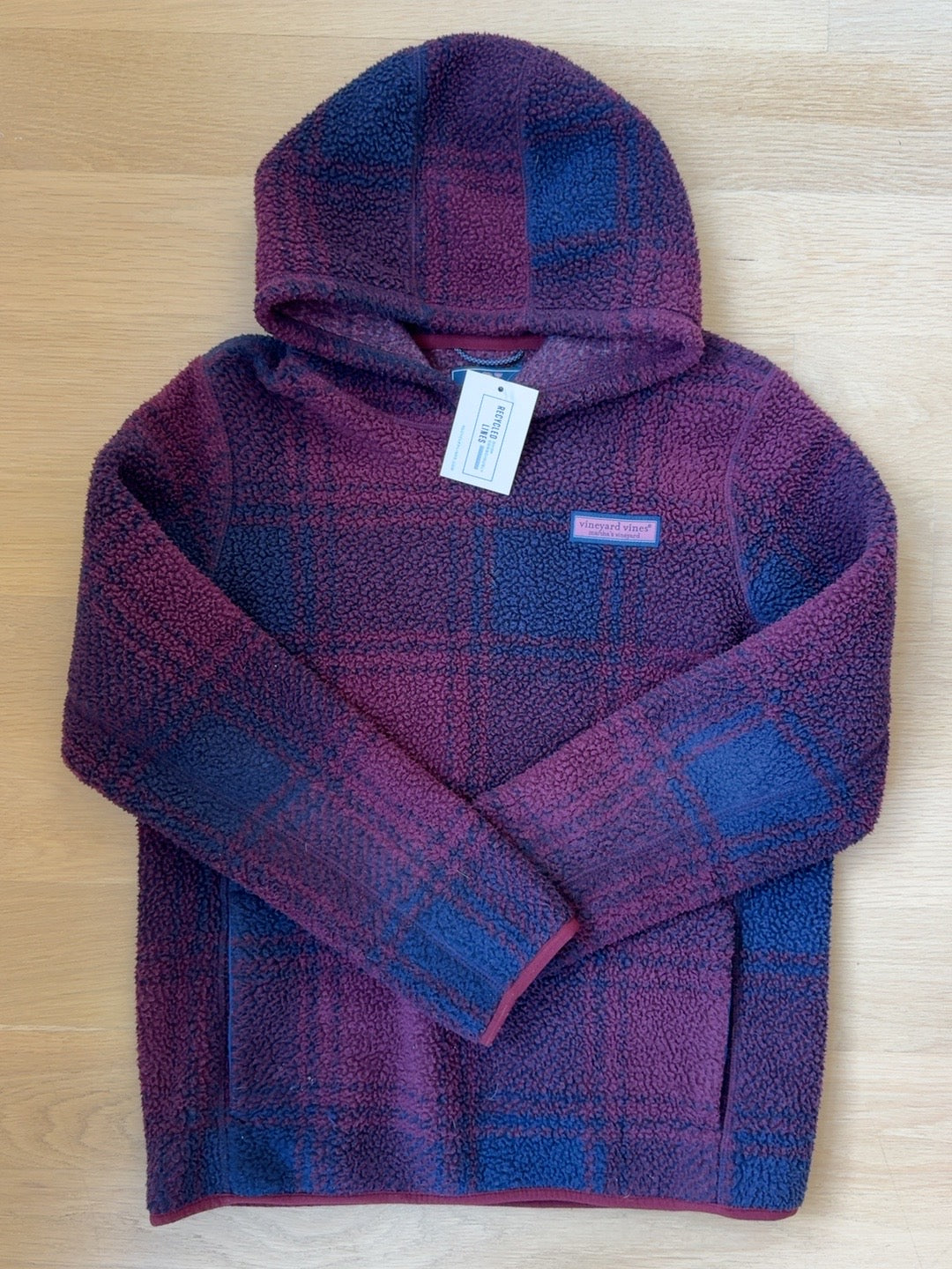 Vineyard Vines maroon and navy plaid fleece hooded pullover boys large size 16